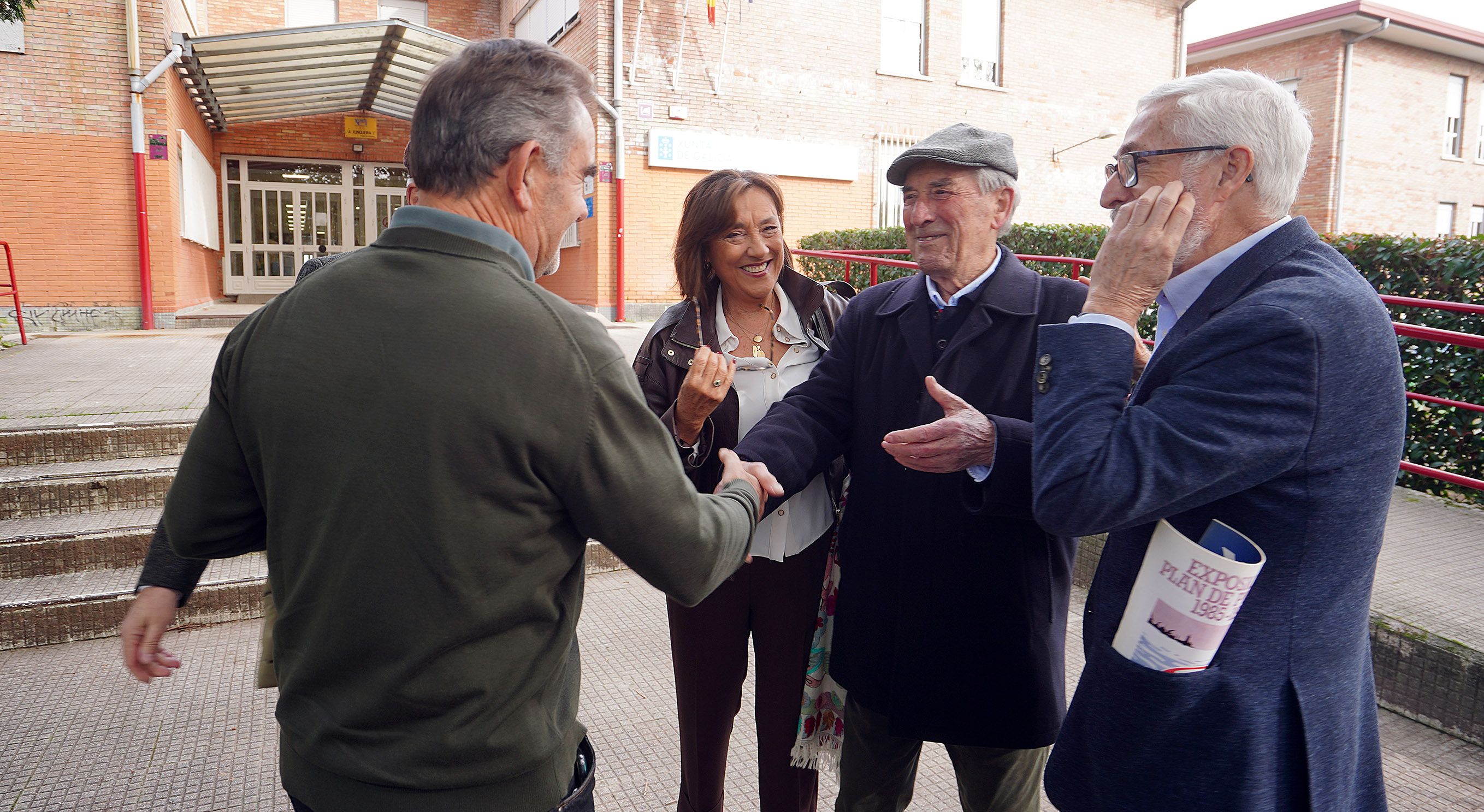 O equipo directivo do IES A Xunqueira I, 40 anos despois