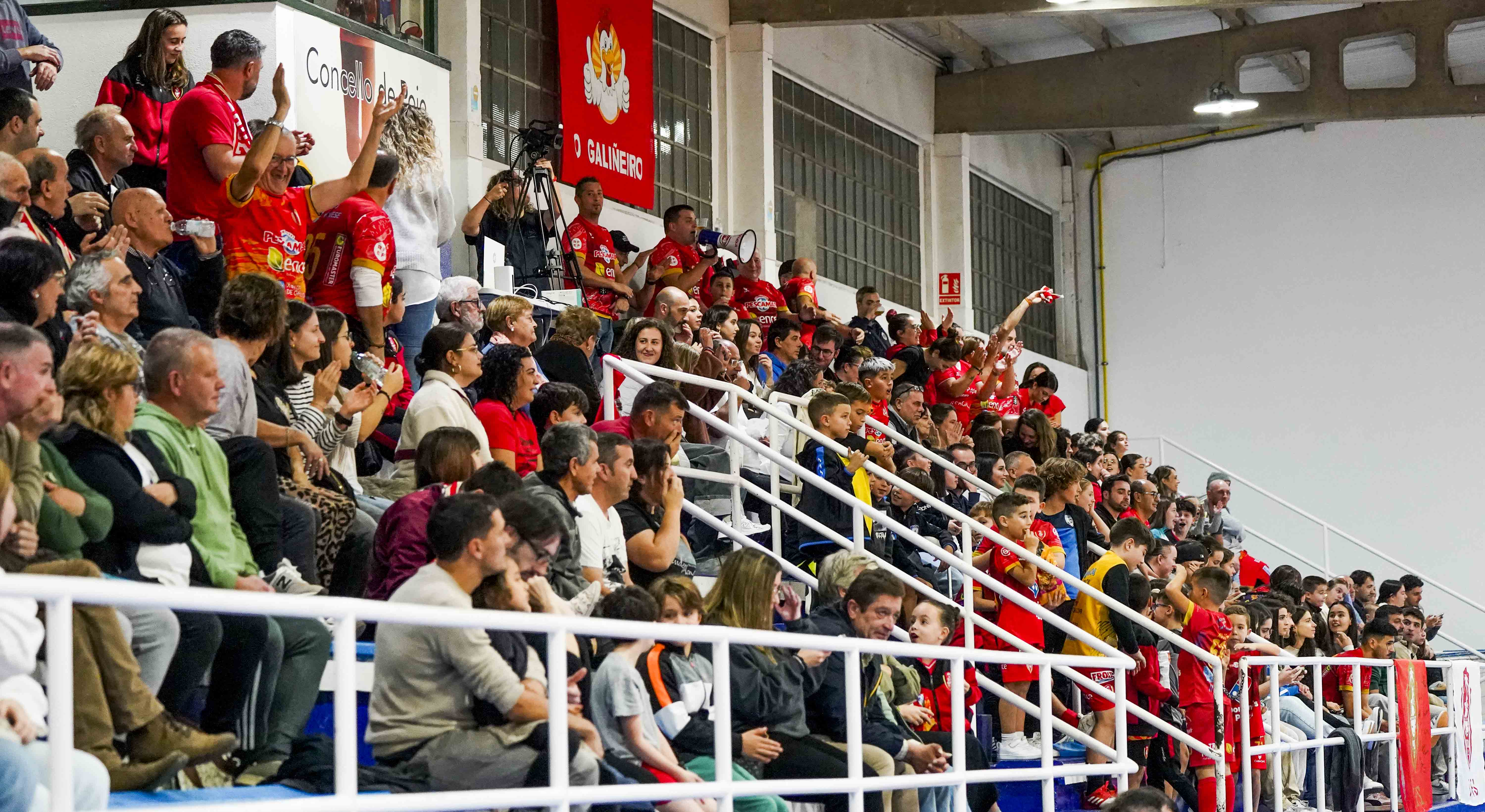 Partido de liga entre Poio Perscamar e Futsi Atlético na Seca