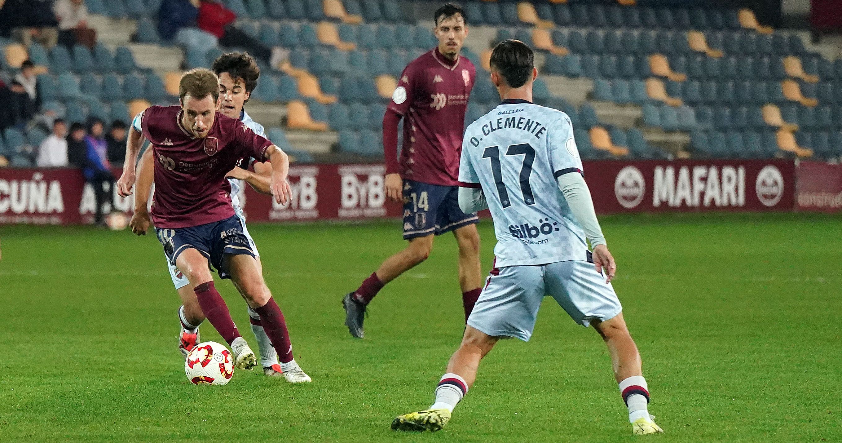 Partido de Copa do Rei entre Pontevedra e Levante en Pasarón