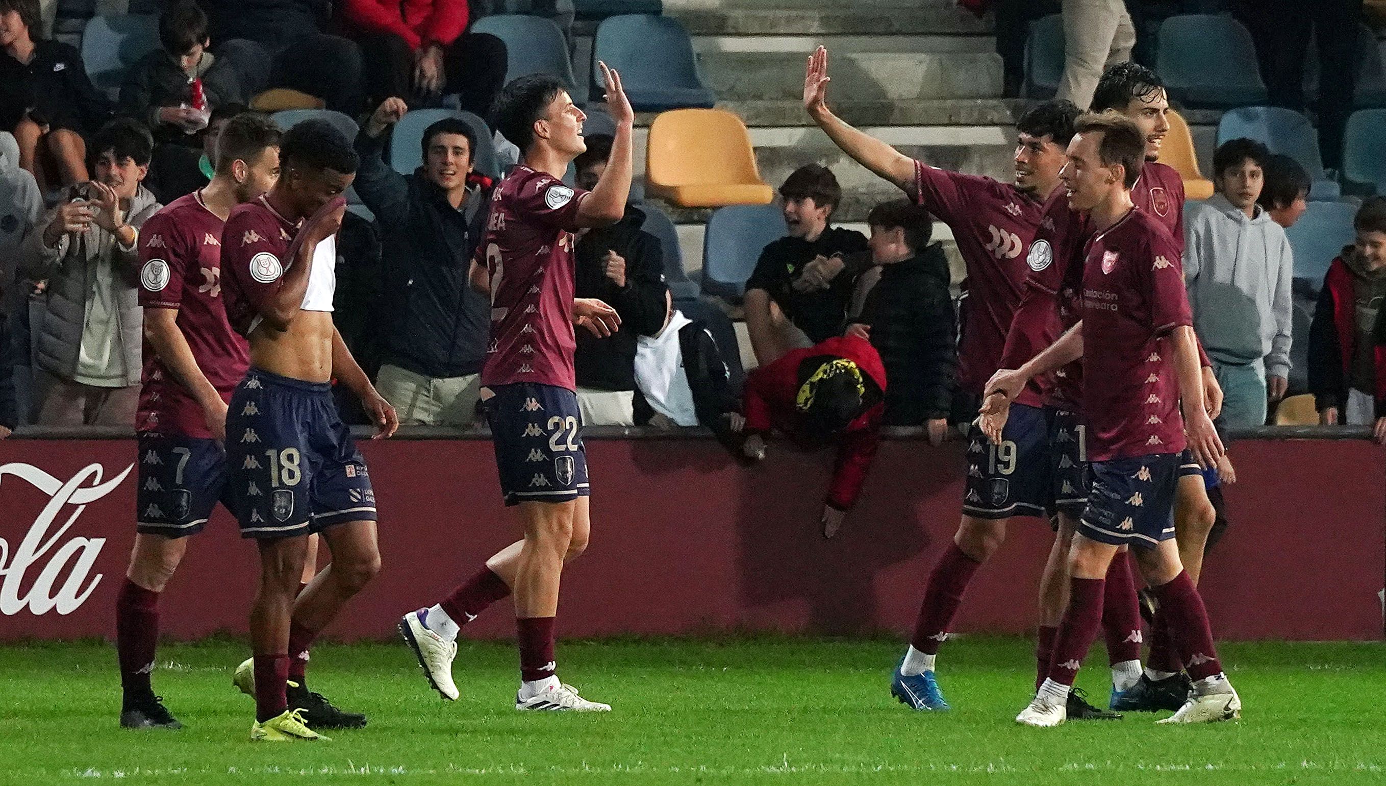 Partido de Copa do Rei entre Pontevedra e Levante en Pasarón