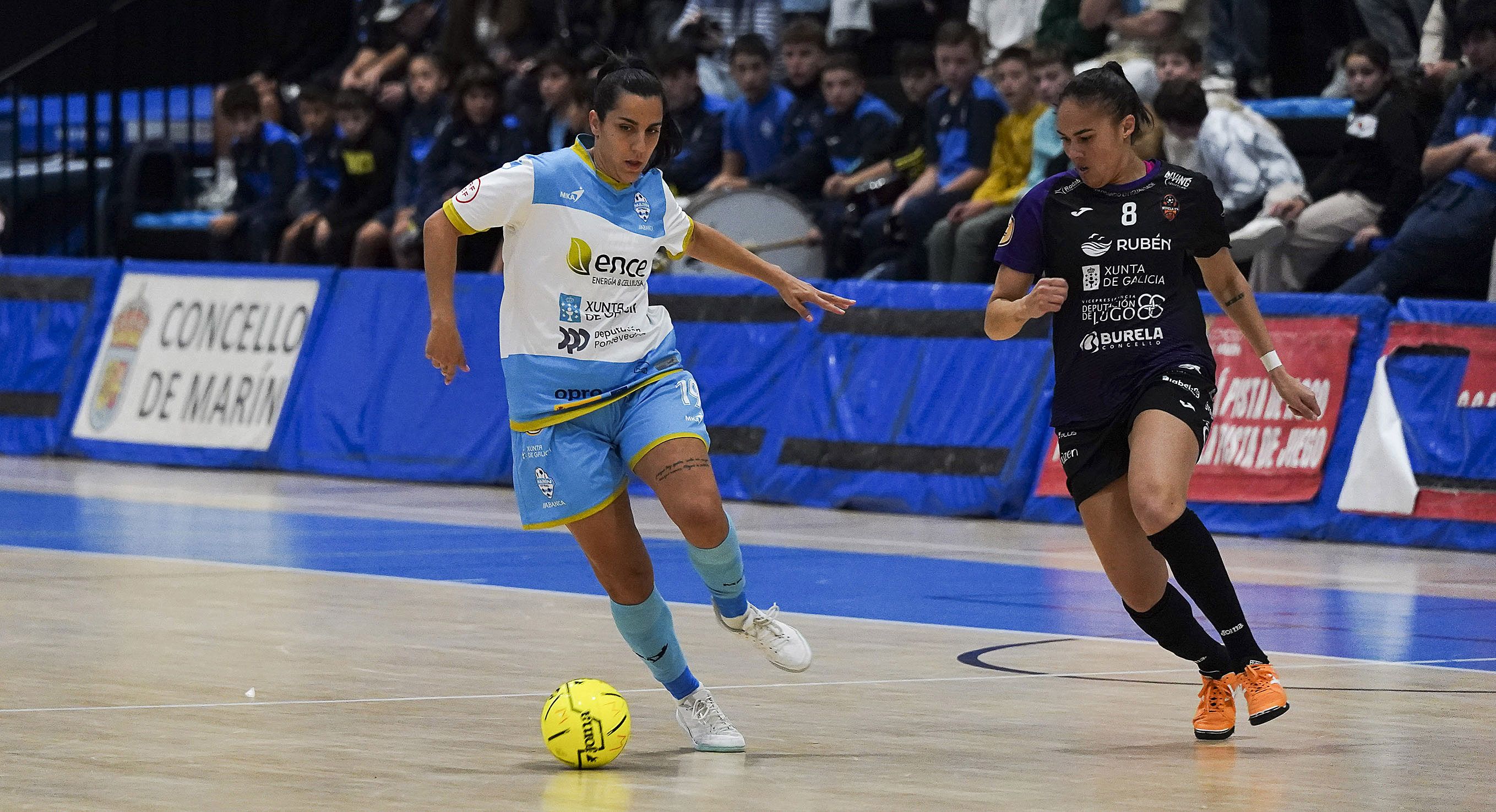 Partido entre Marín Futsal e Burela na Raña