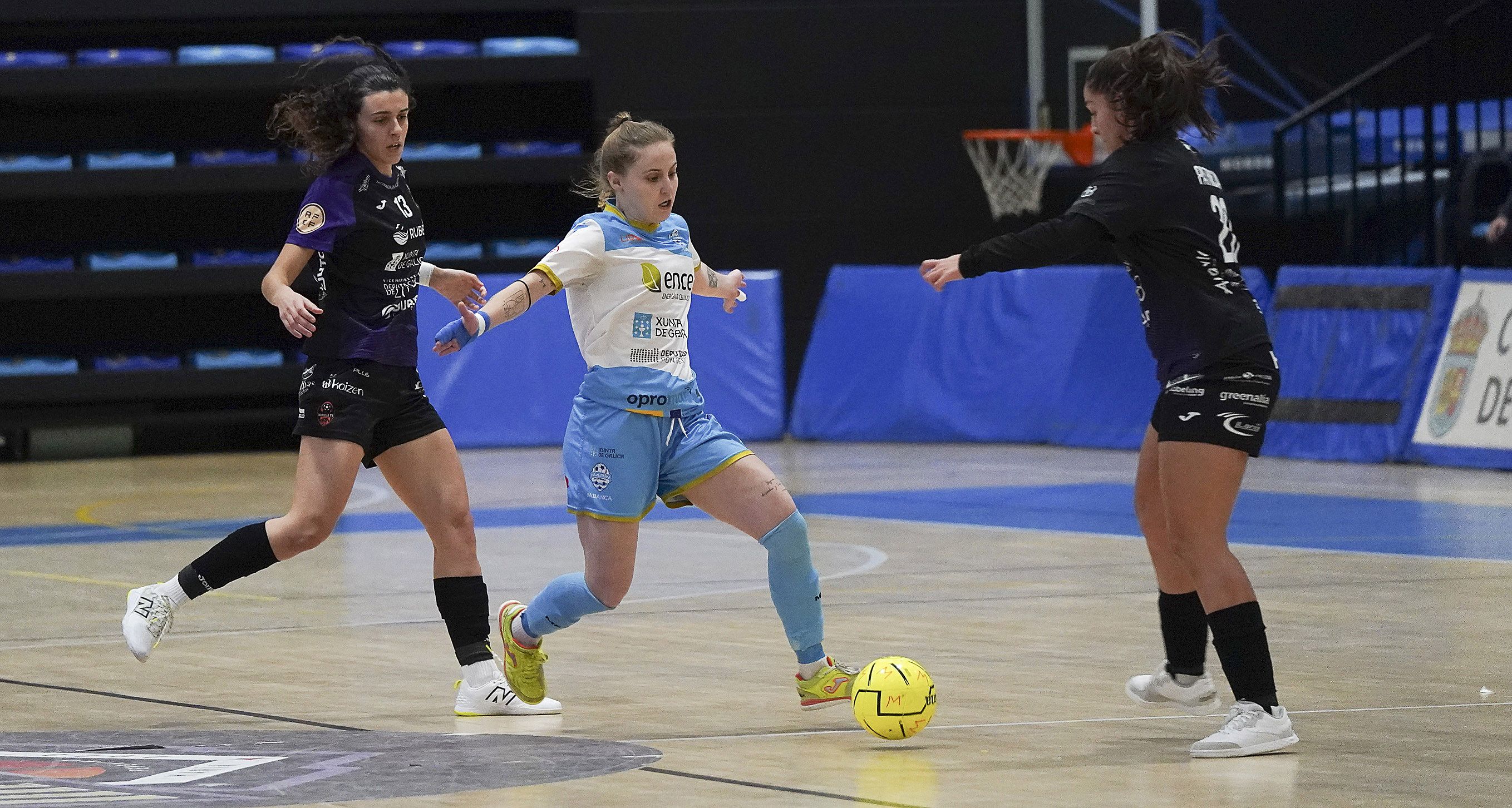 Partido entre Marín Futsal e Burela na Raña