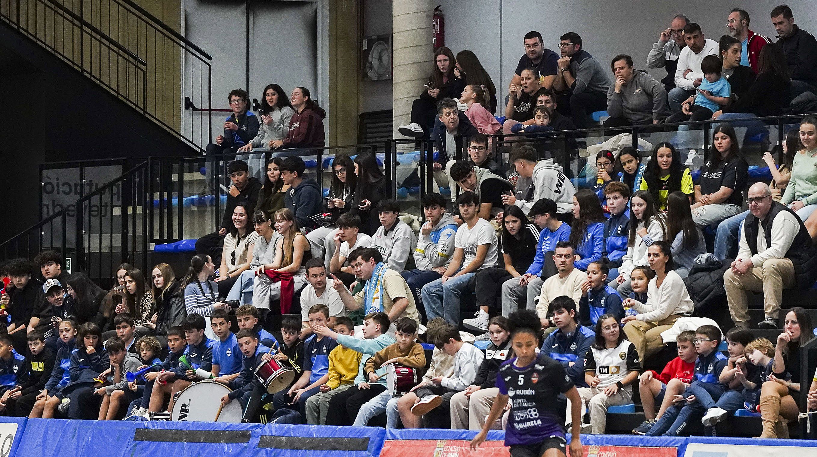 Partido entre Marín Futsal e Burela na Raña