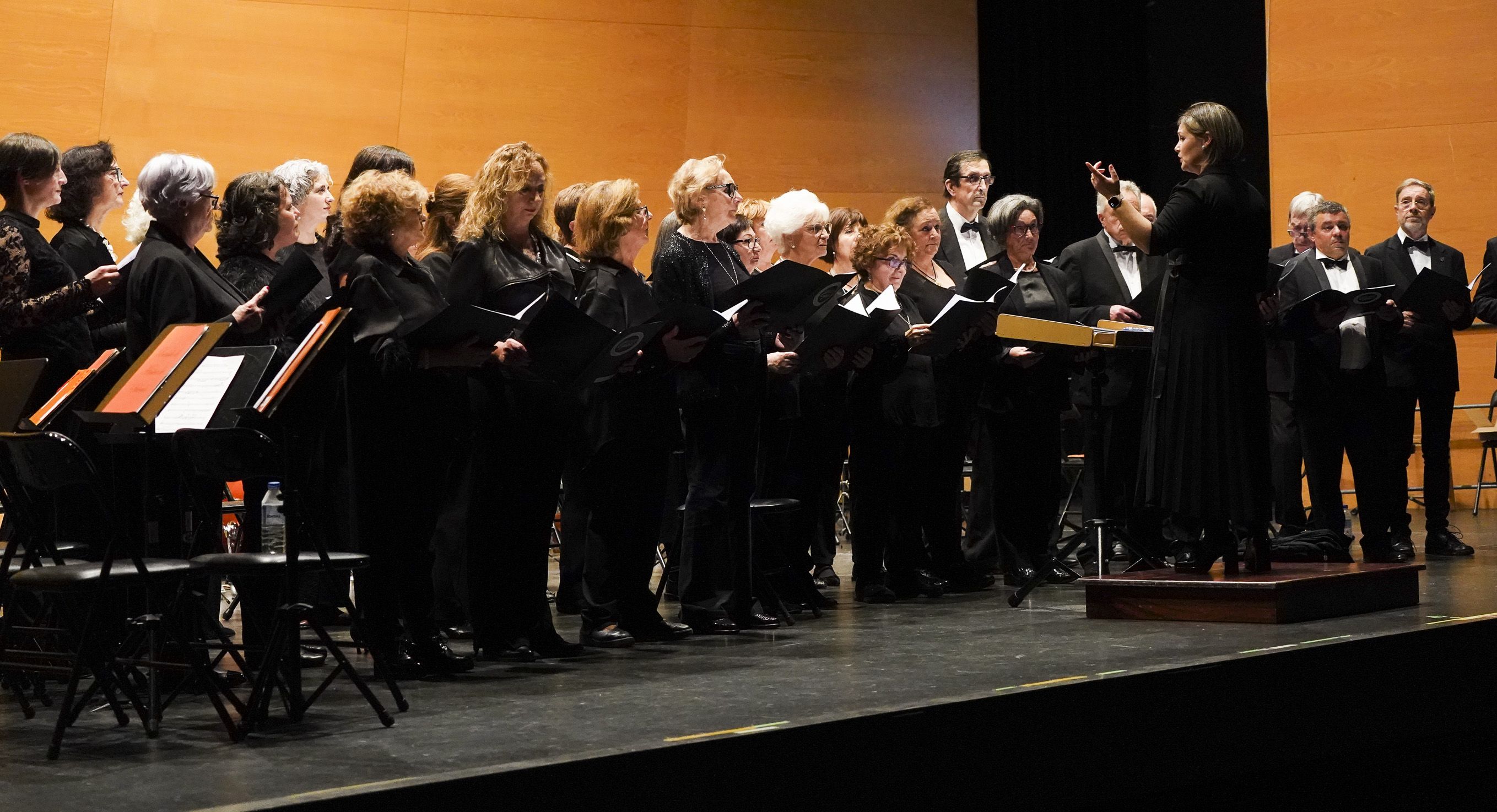 Concierto de Santa Icía de la Banda de Salcedo en el Pazo da Cultura