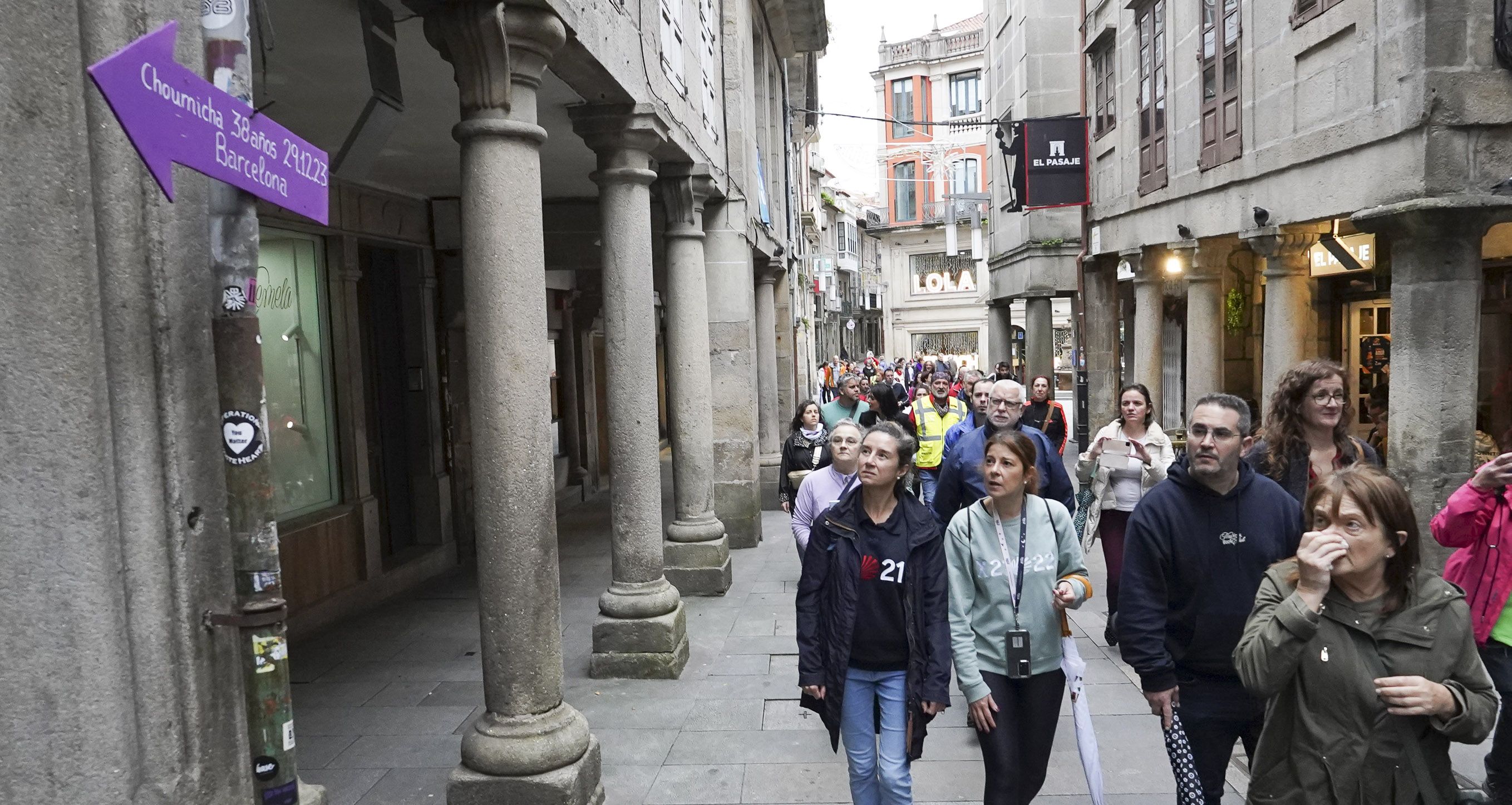 Camiño violeta contra a violencia machista en Pontevedra