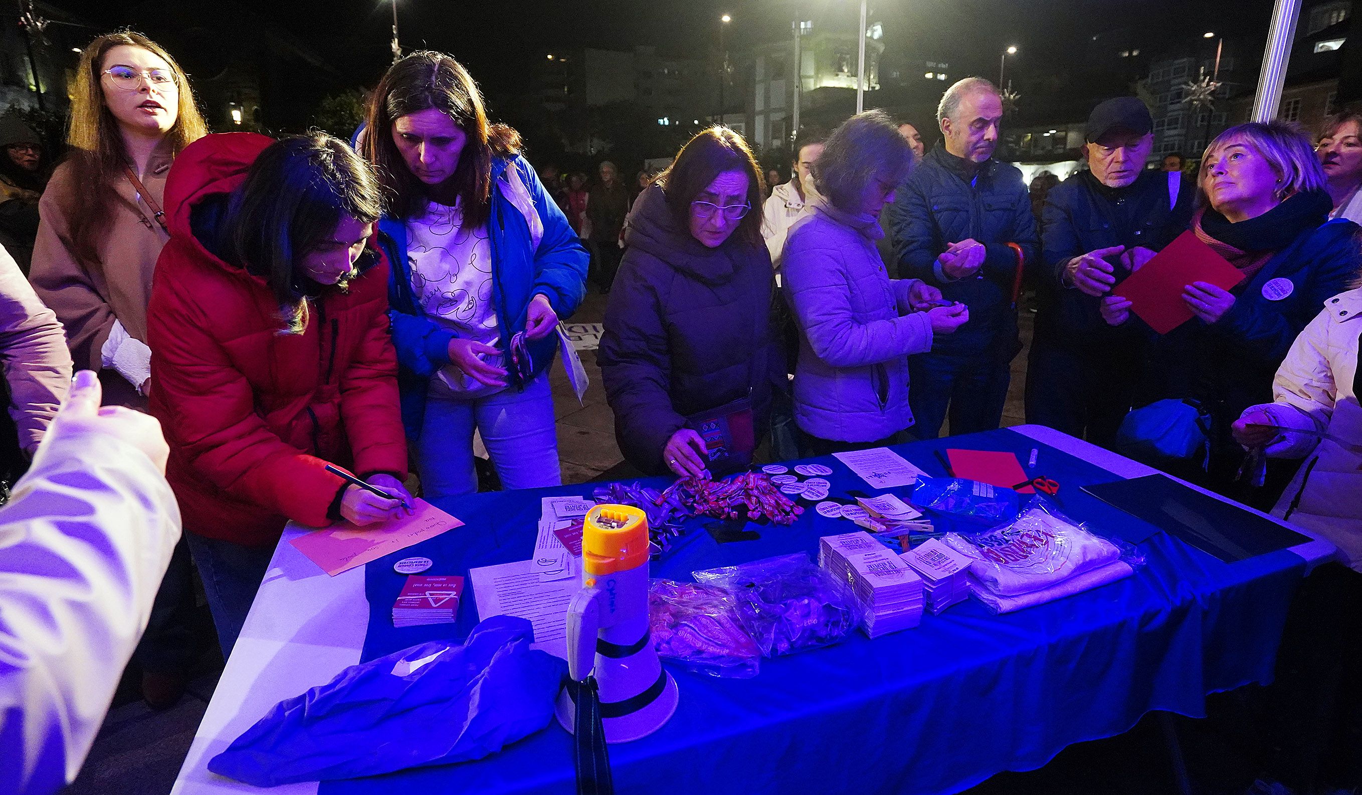 Manifestación central en Pontevedra polo 25N de 2024