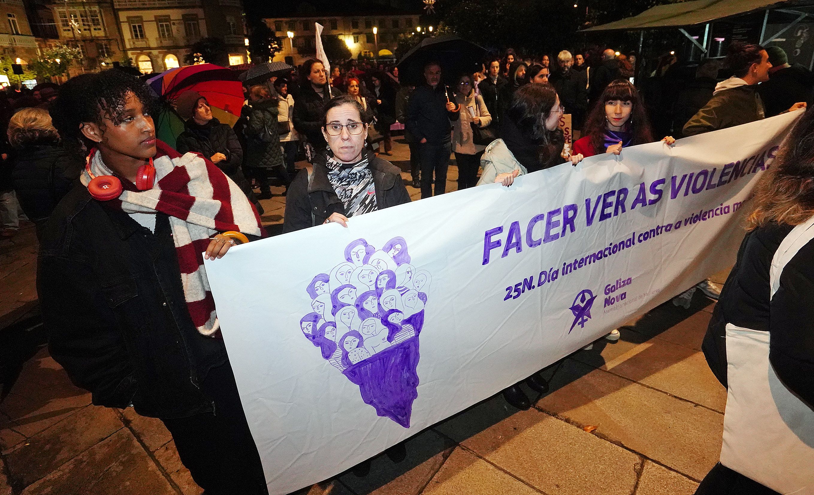 Manifestación central en Pontevedra polo 25N de 2024