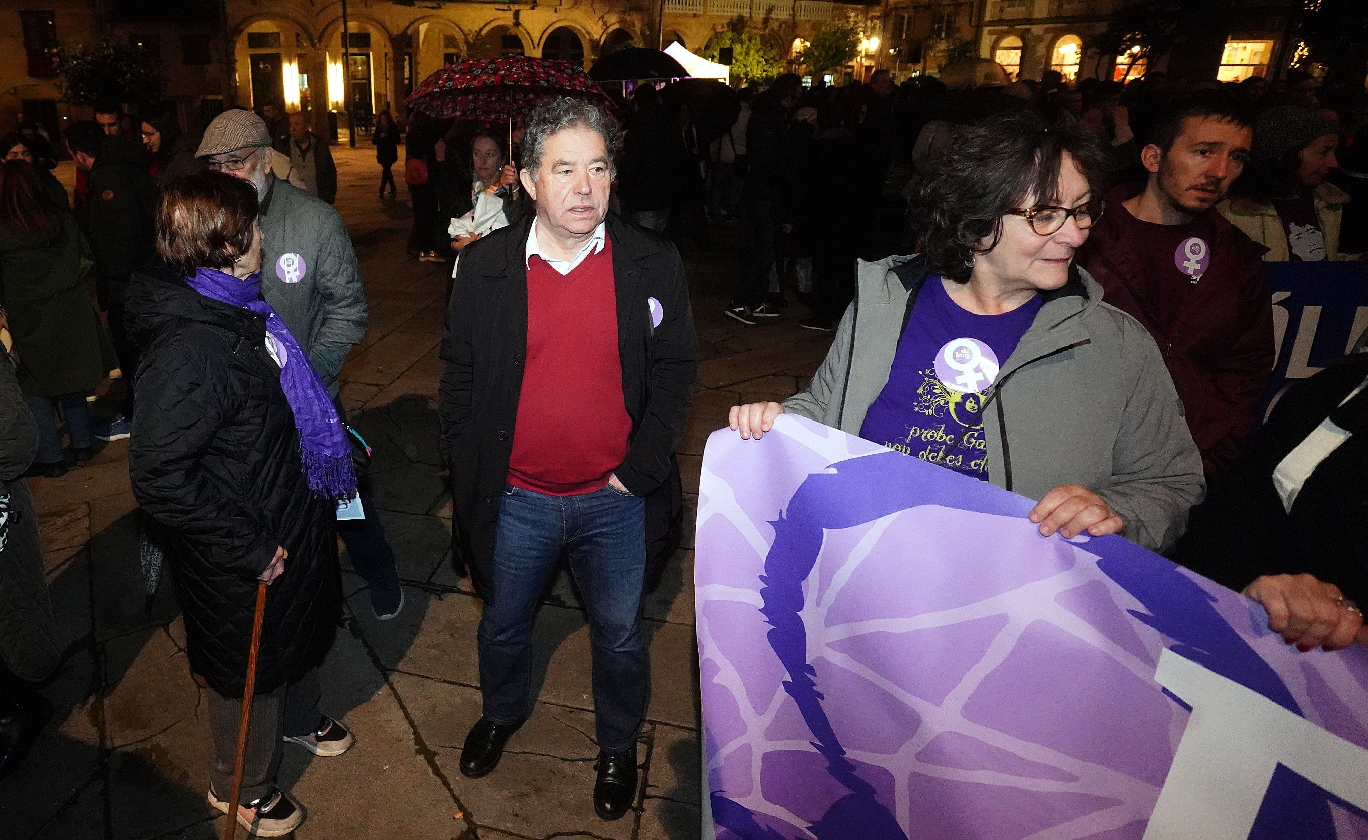 Manifestación central en Pontevedra polo 25N de 2024