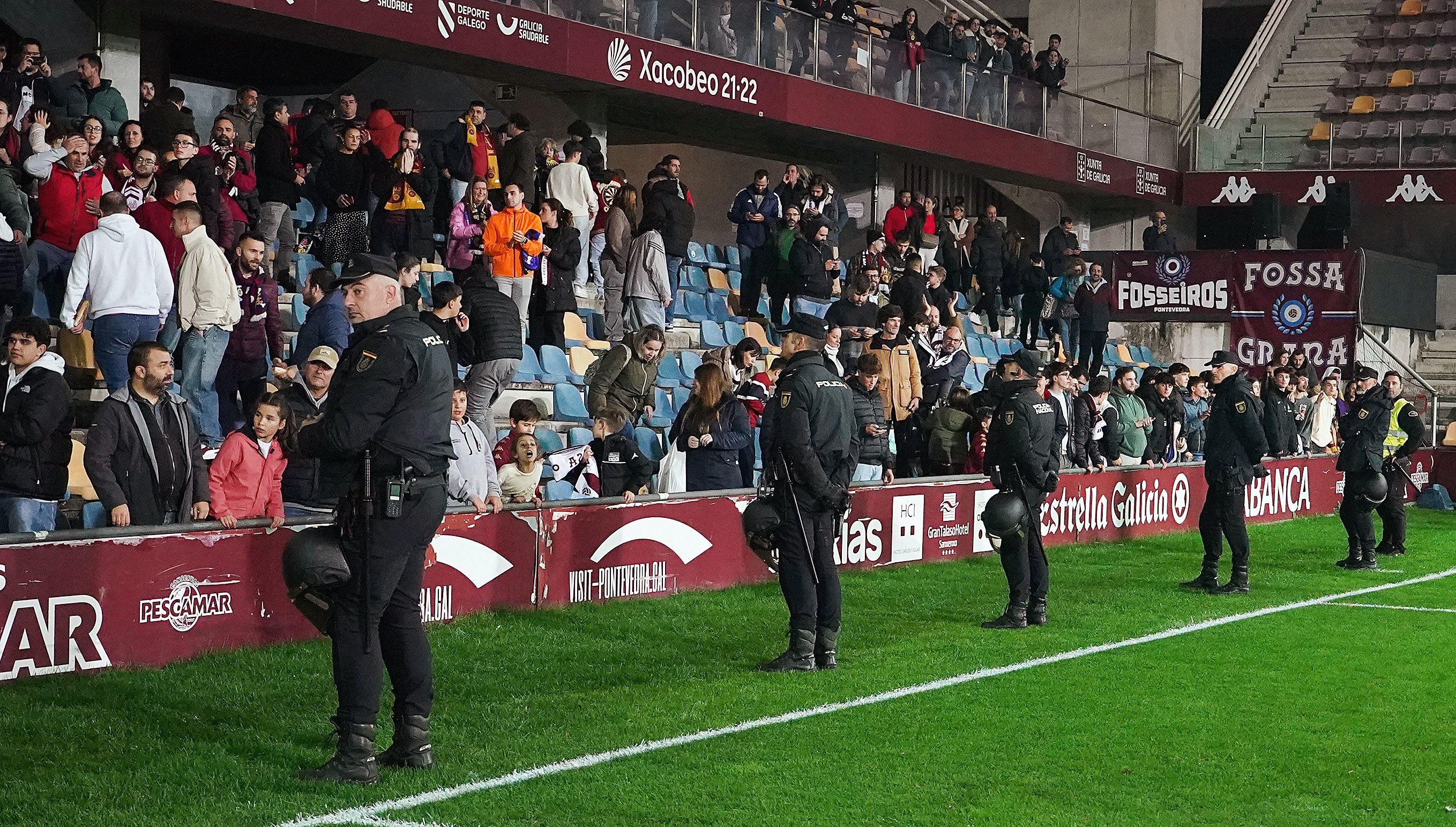 Partido de Copa entre Pontevedra e Villarreal en Pasarón