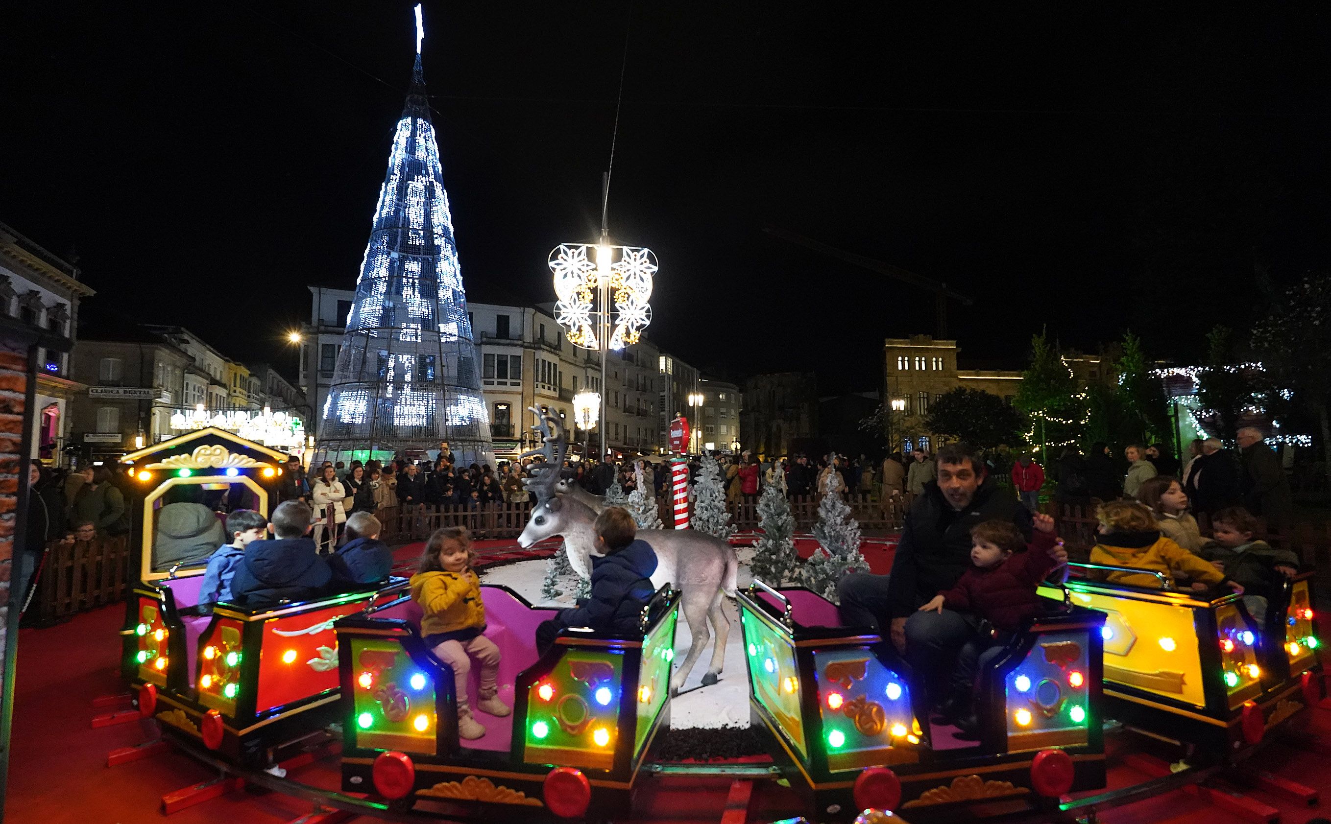 Pontevedra inaugura as luces de Nadal