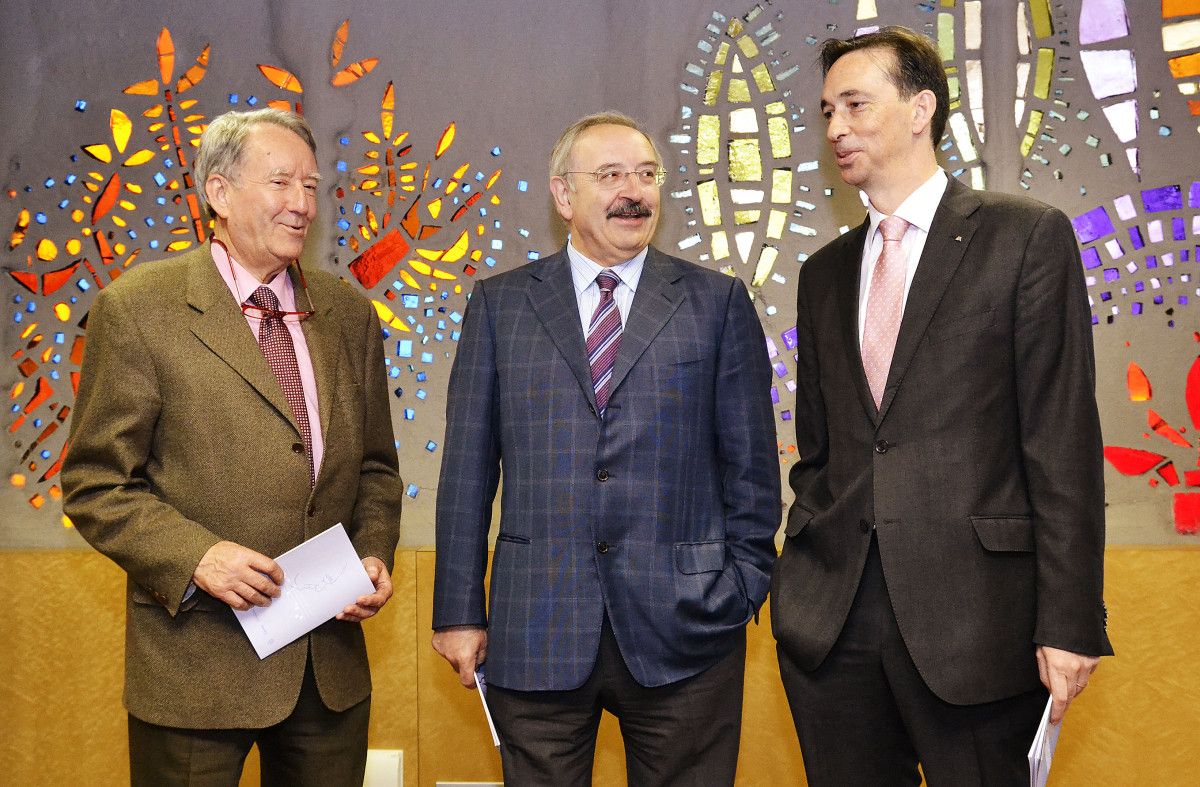 Fernando Filgueira, presidente de la Fundación Filgueira Valverde; Ramón Villares, presidente del Consello da Cultura Galega y Pedro Otero, de Afundación