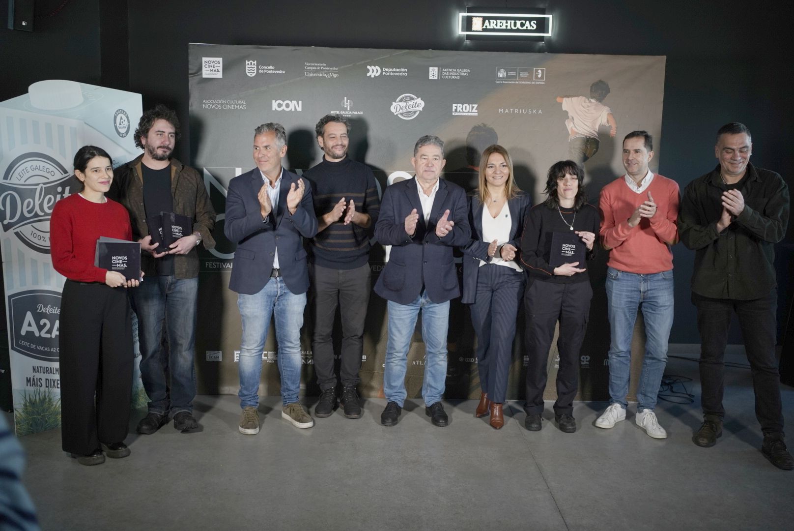 Lorena Alvarado, Jean Jacques Martinod , Rafael Domínguez, Daniel Froiz, Miguel Anxo Fernández Lores, Eva Mª Lantarón, Anna Cornudella, Jacobo Sutil e Demetrio Gómez