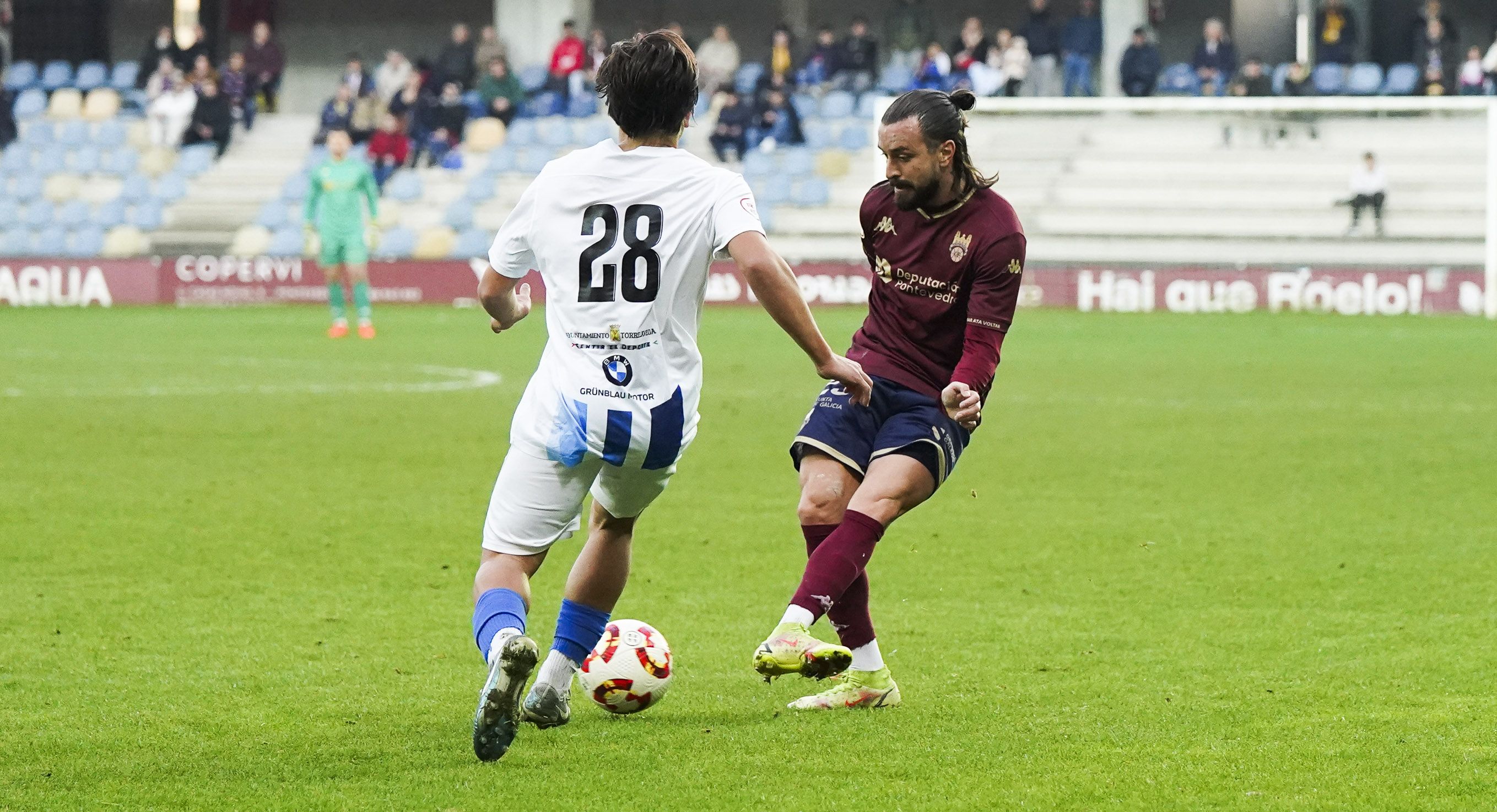 Partido entre Pontevedra CF e Gimnástica de Torrelavega en Pasarón