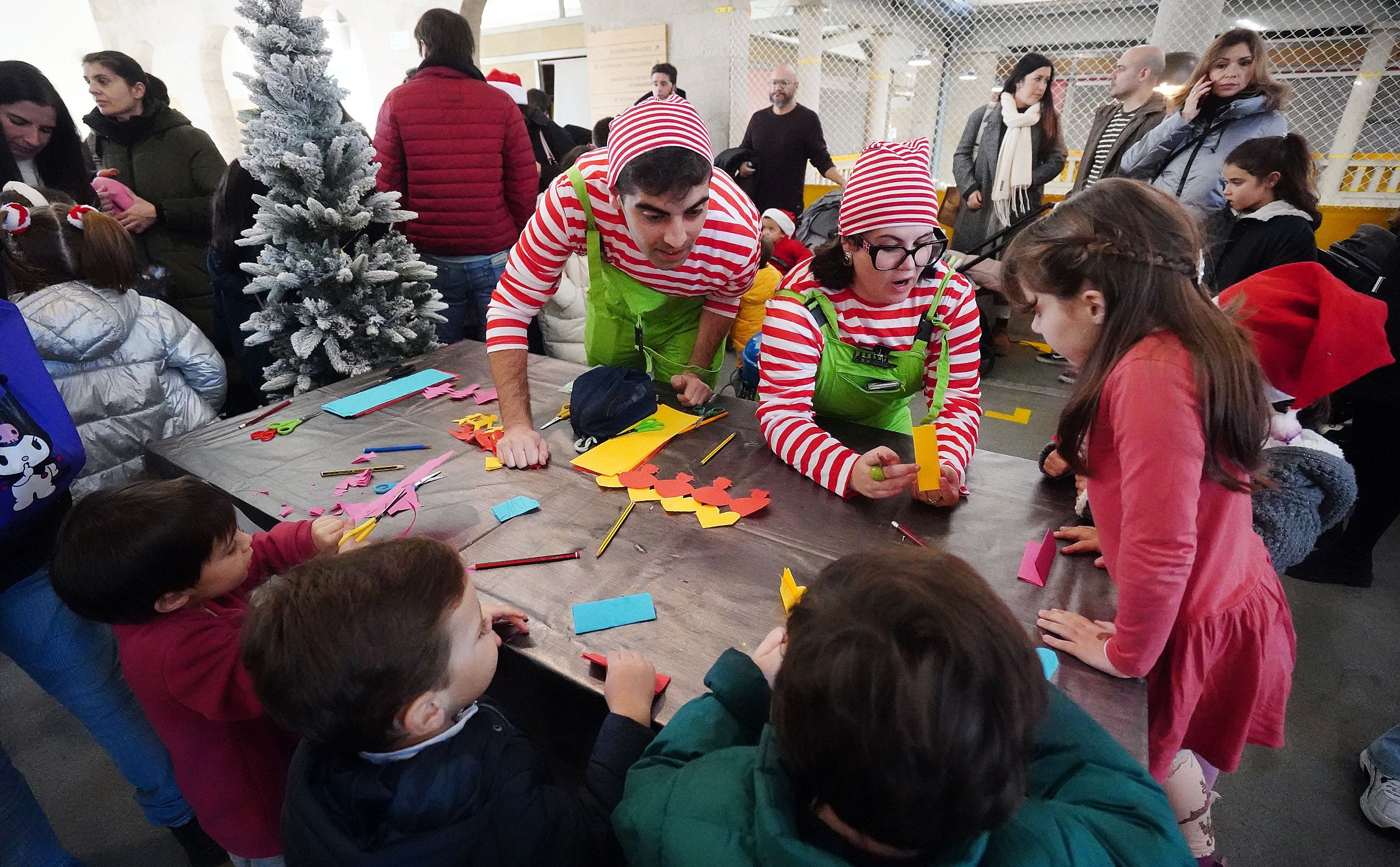 Papá Noel visita o mercado de abastos de Pontevedra