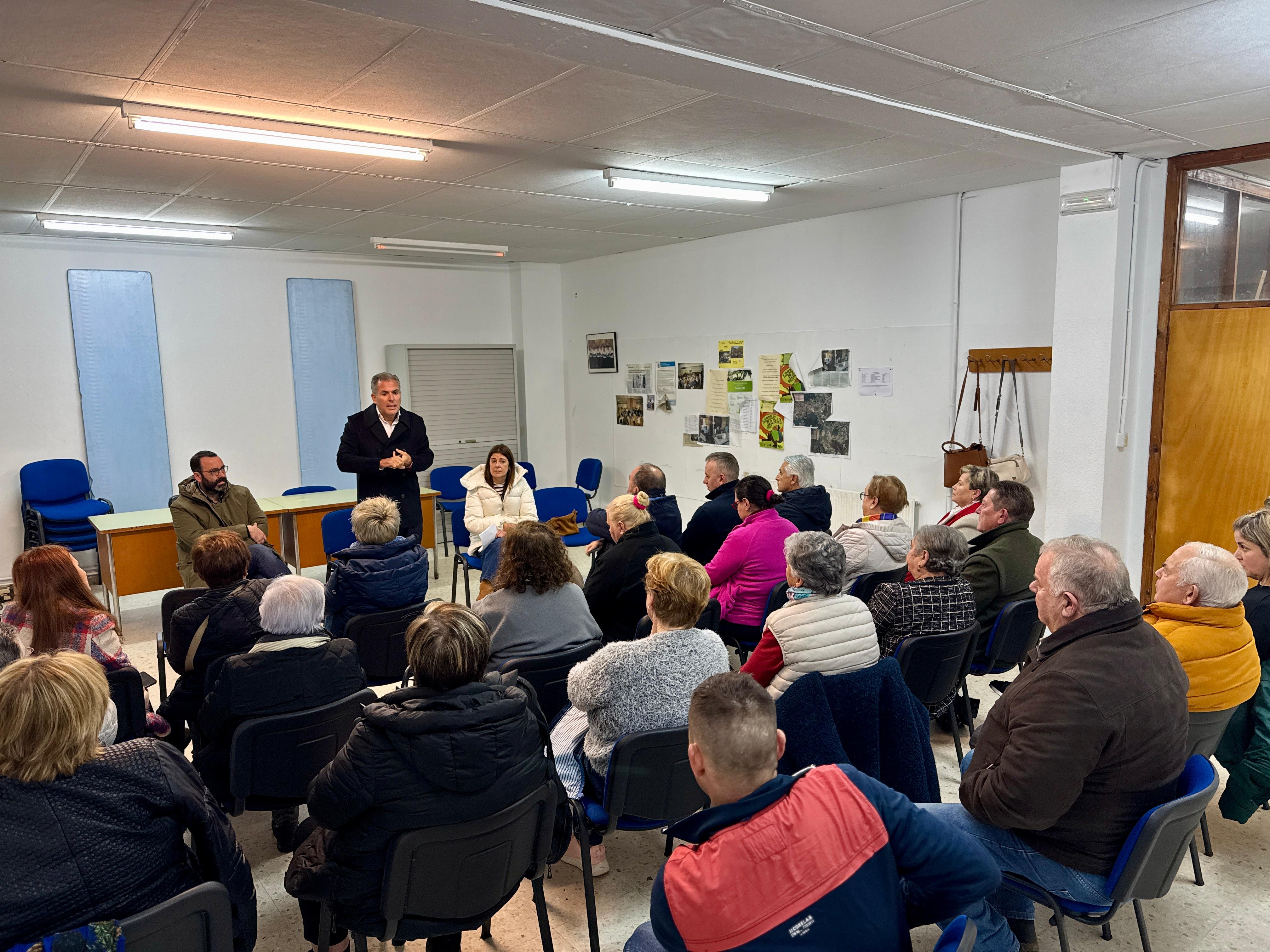 Reunión del PP con vecinos de Bora