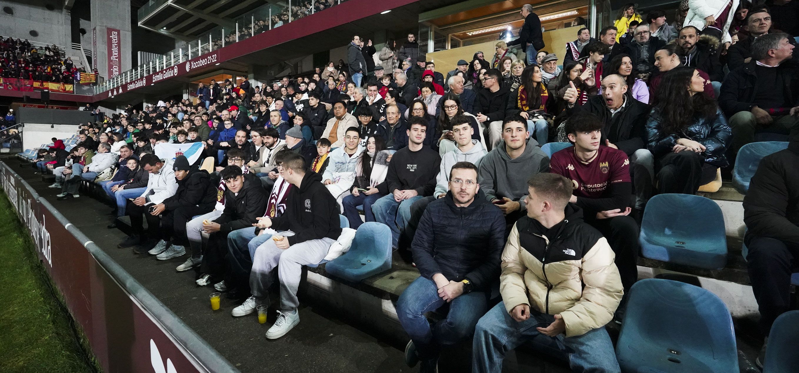 Partido de Copa do Rei entre Pontevedra e Mallorca en Pasarón