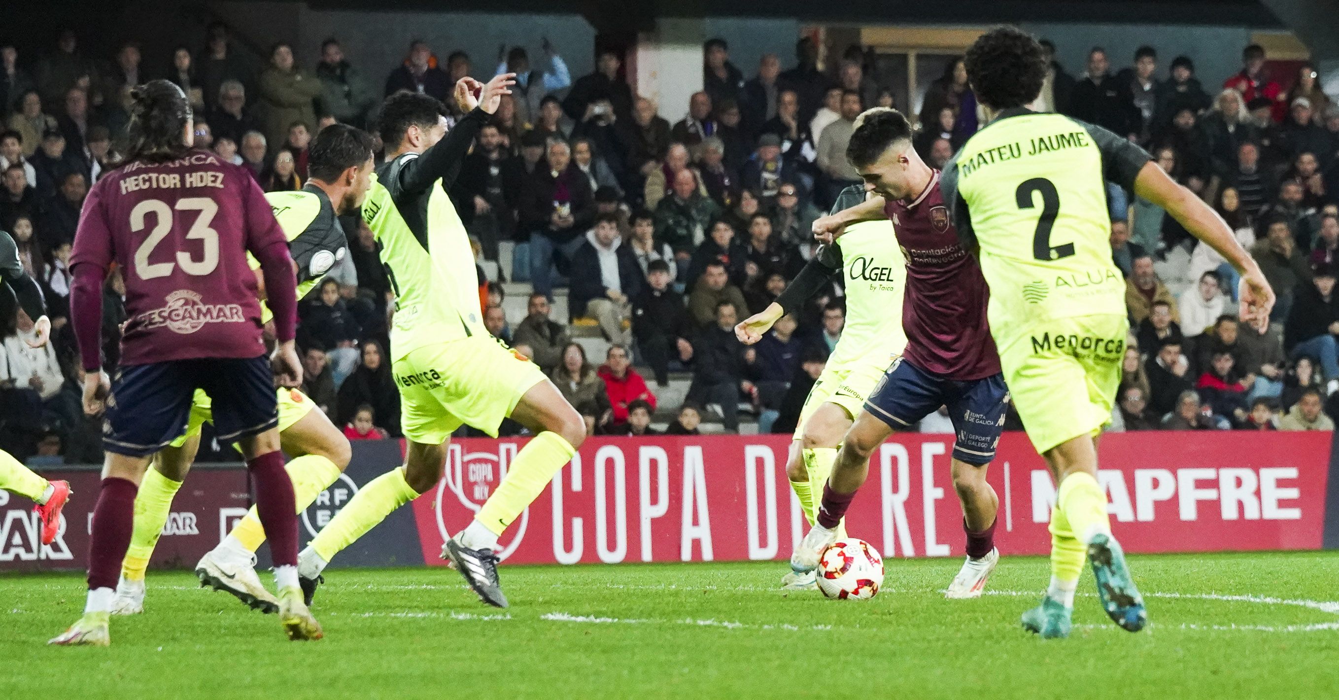 Partido de Copa do Rei entre Pontevedra e Mallorca en Pasarón