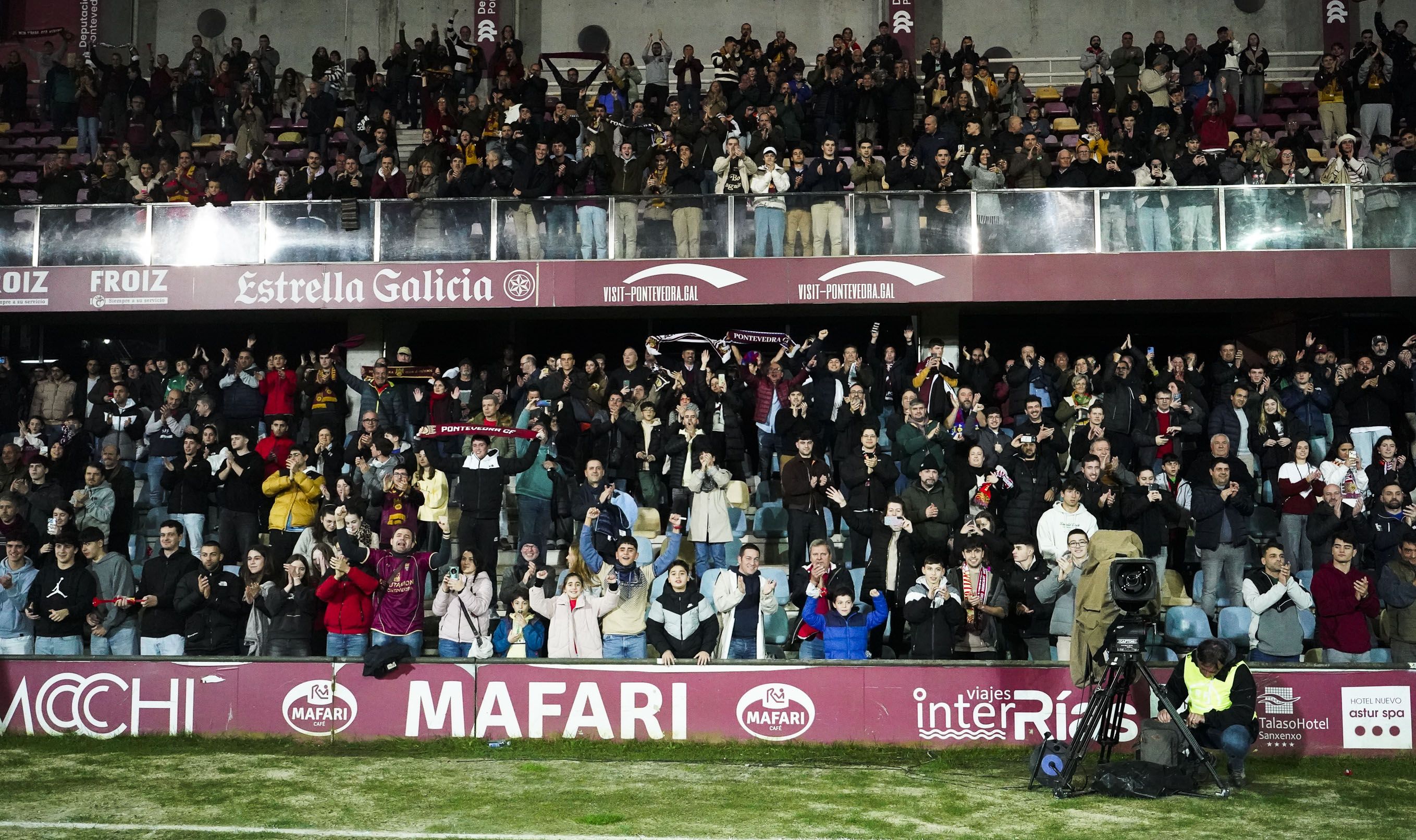 Partido de Copa do Rei entre Pontevedra e Mallorca en Pasarón