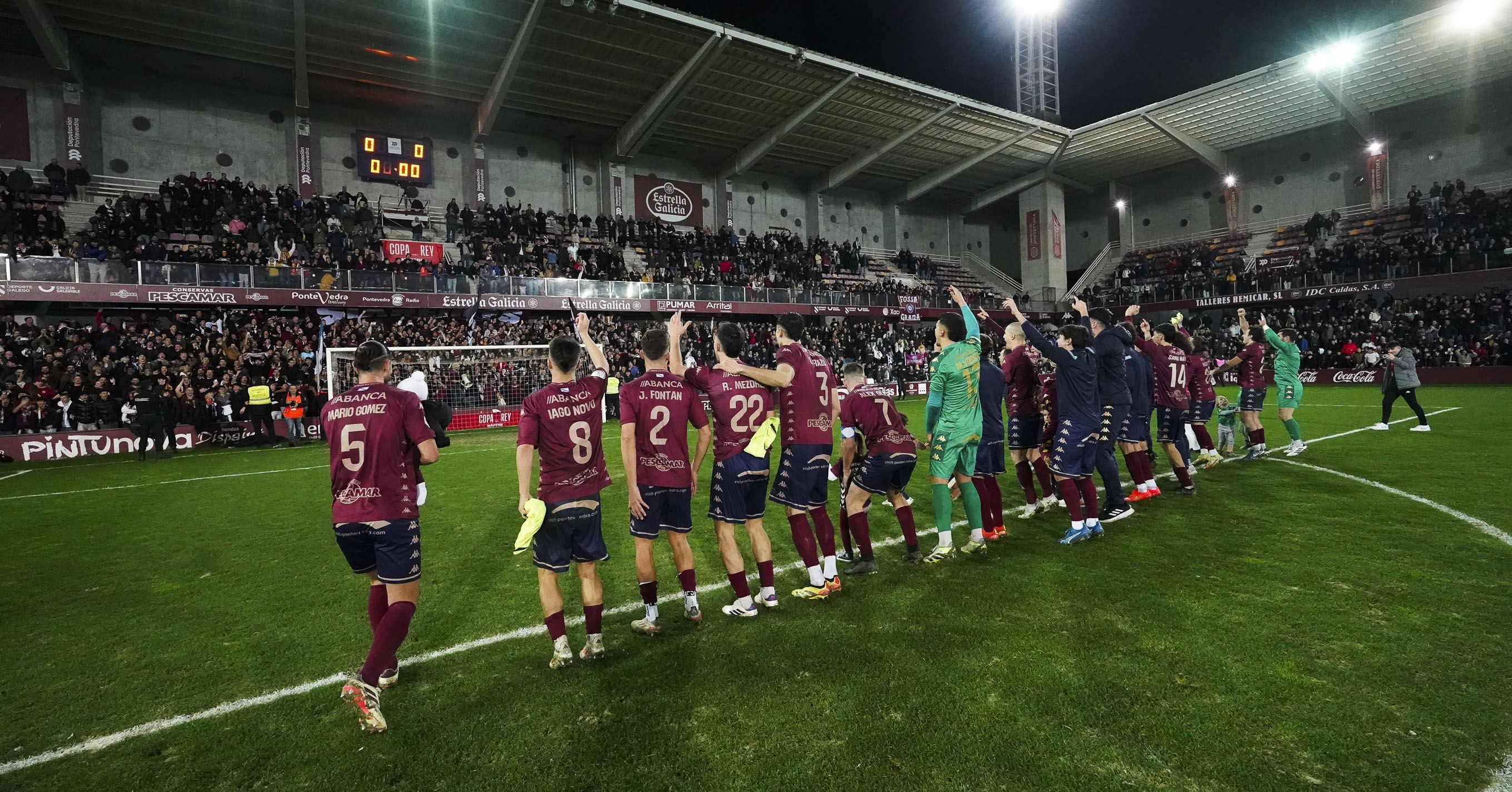 Partido de Copa do Rei entre Pontevedra e Mallorca en Pasarón