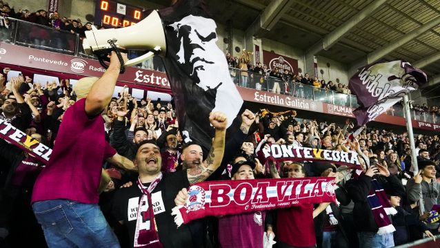 Partido de Copa do Rei entre Pontevedra e Mallorca en Pasarón