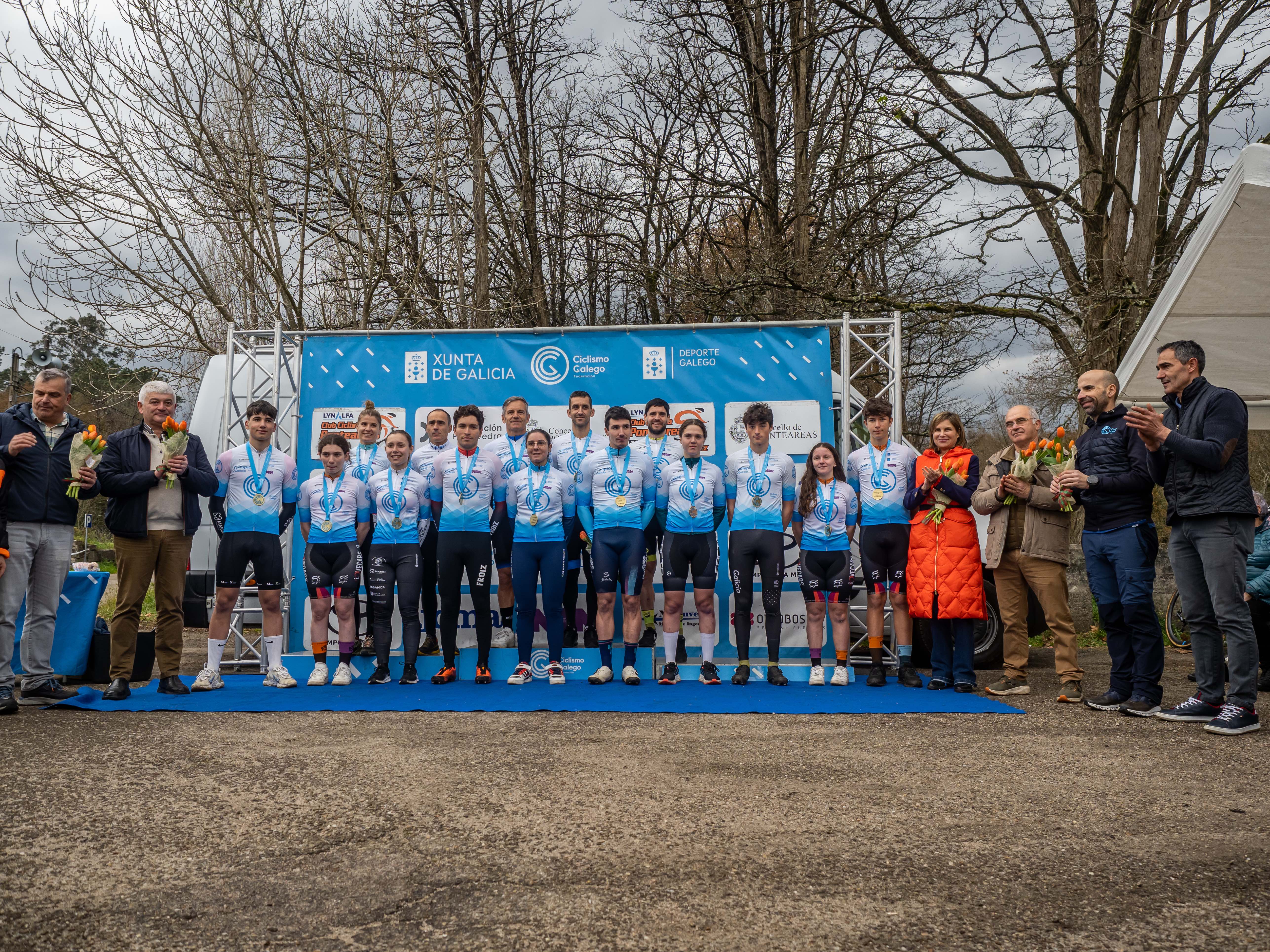 Podio do Campionato de Galicia de Ciclocrós en Ponteareas