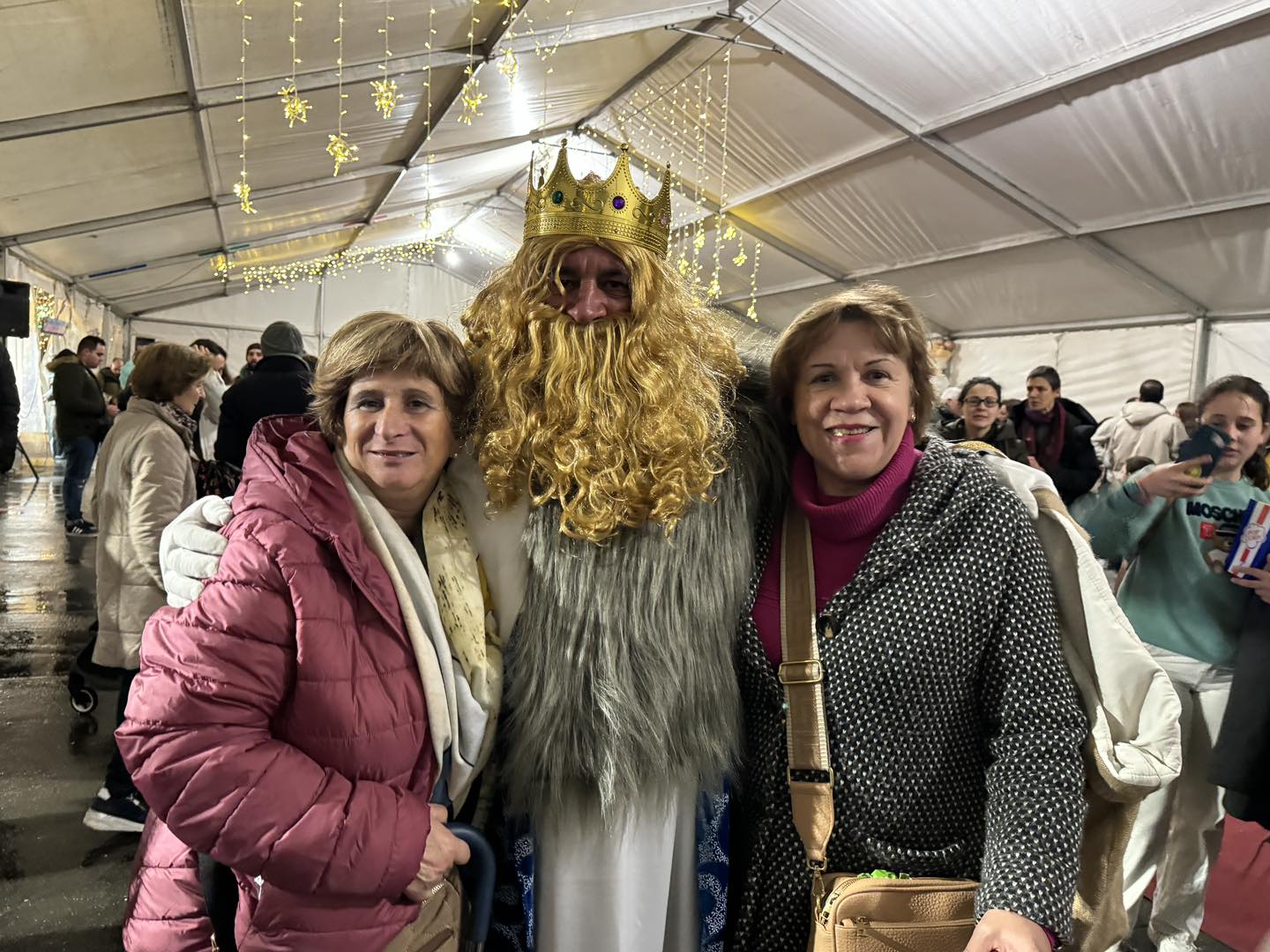 Los Reyes Magos visitan Ponte Caldelas (4)