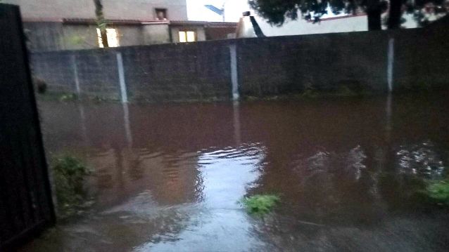 Inundación matinal en Rúa do Santo