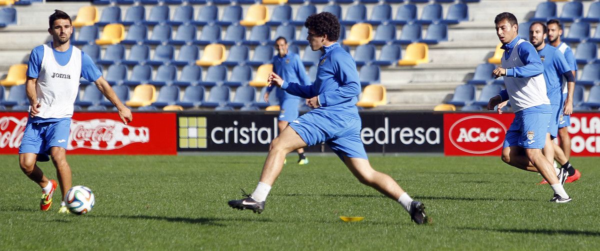 Entrenamiento del Pontevedra en Pasarón