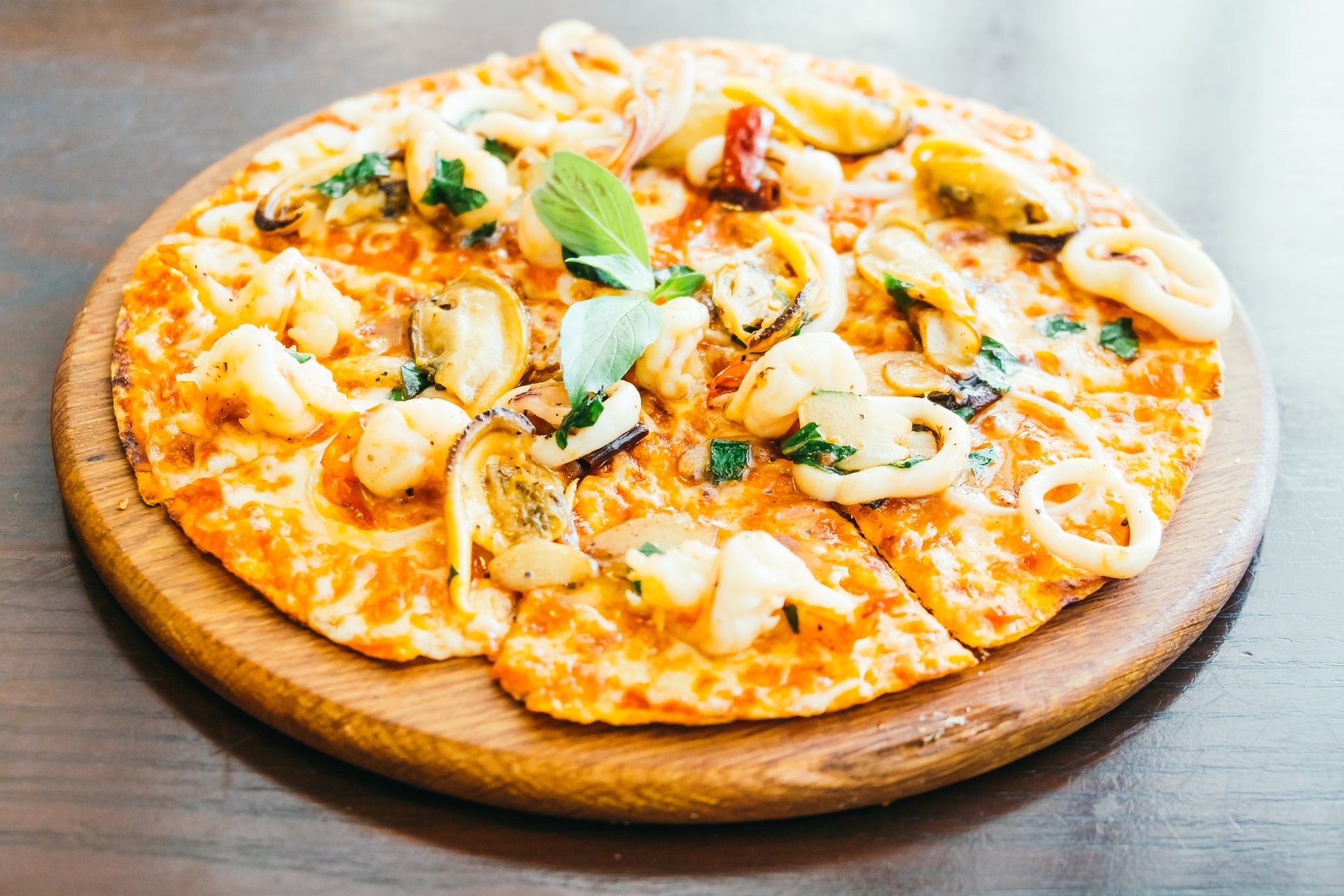 Pizza de mariscos picante