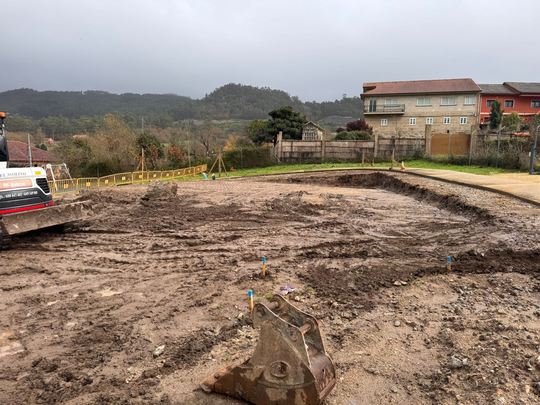 Inicio das obras de reforma do parque de Canaval, en Figueirido