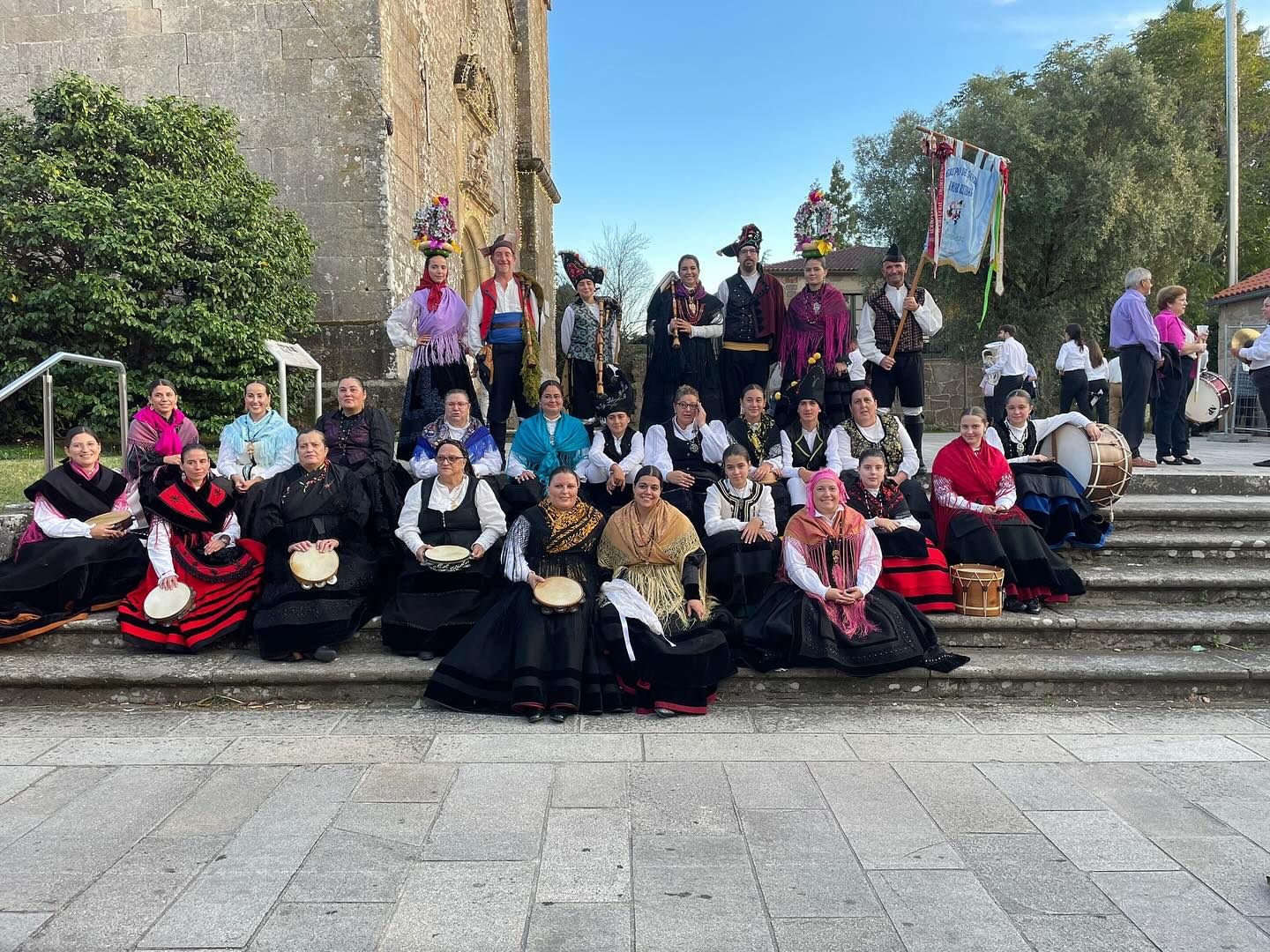 Grupo de Danzas Amor Ruibal