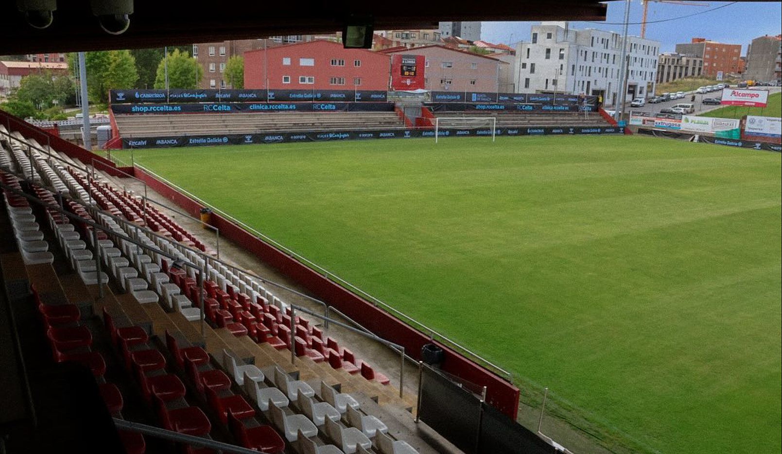 Estadio municipal de A Lomba