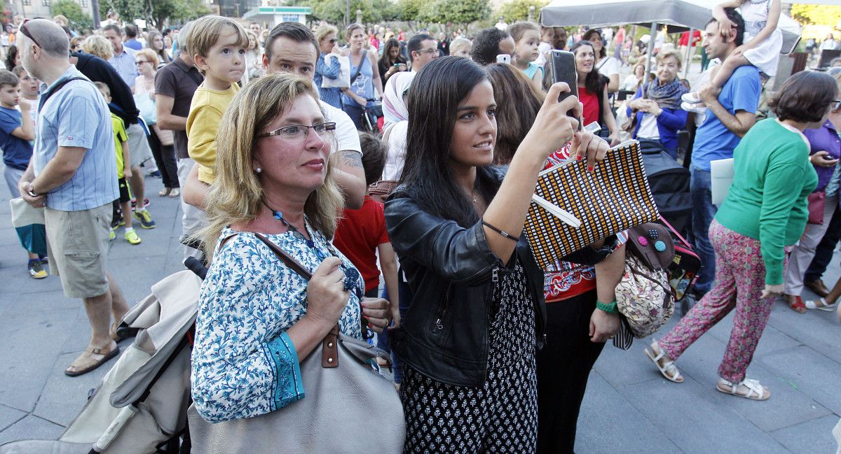 Asistentes a una de las actividades de las Festas de Verán