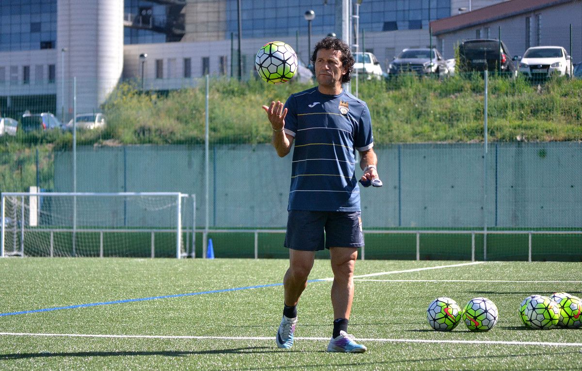 Luisito en un entrenamiento en Príncipe Felipe