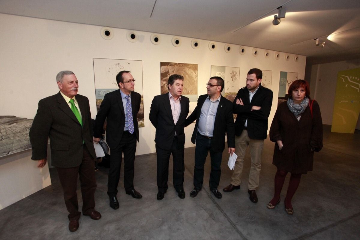 Inauguración de la exposición "Arte rupestre en Terras de Pontevedra"