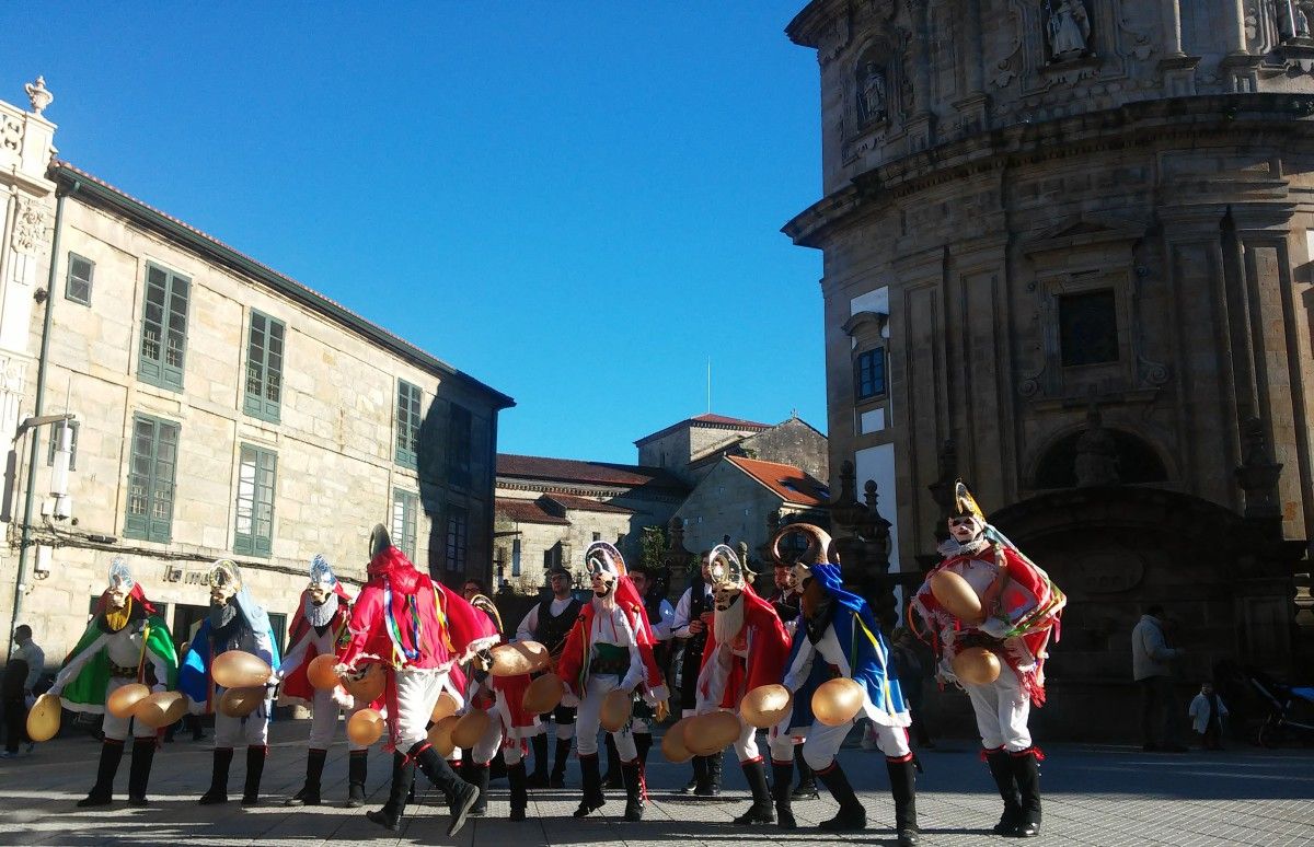 Pantallas de Xinzo de Limia nas rúas de Pontevedra