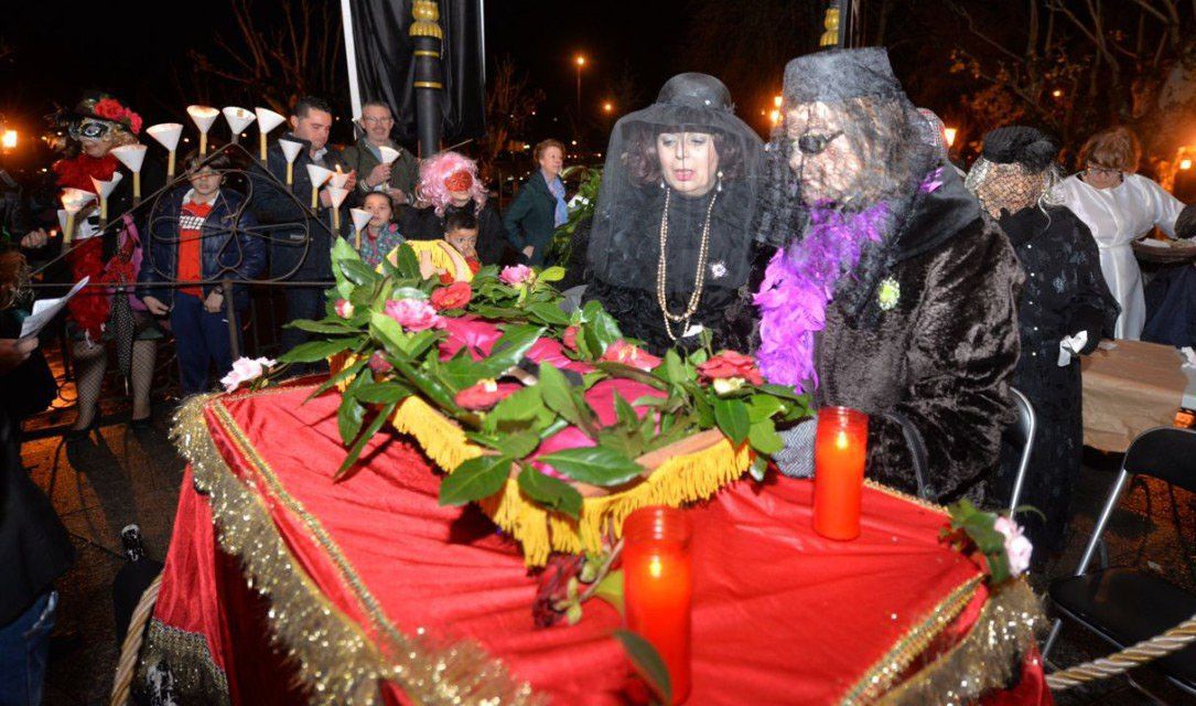 Entierro de la Sardina en el Carnaval de Marín