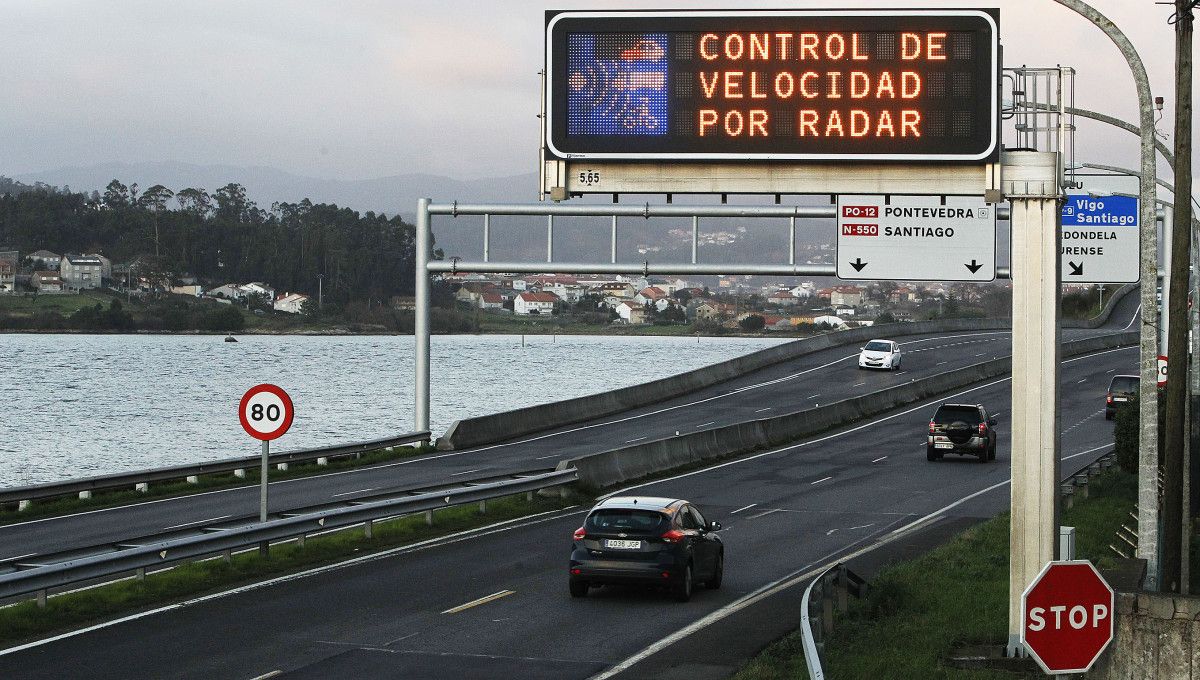 Control de velocidad de la Guarda Civil de Tráfico