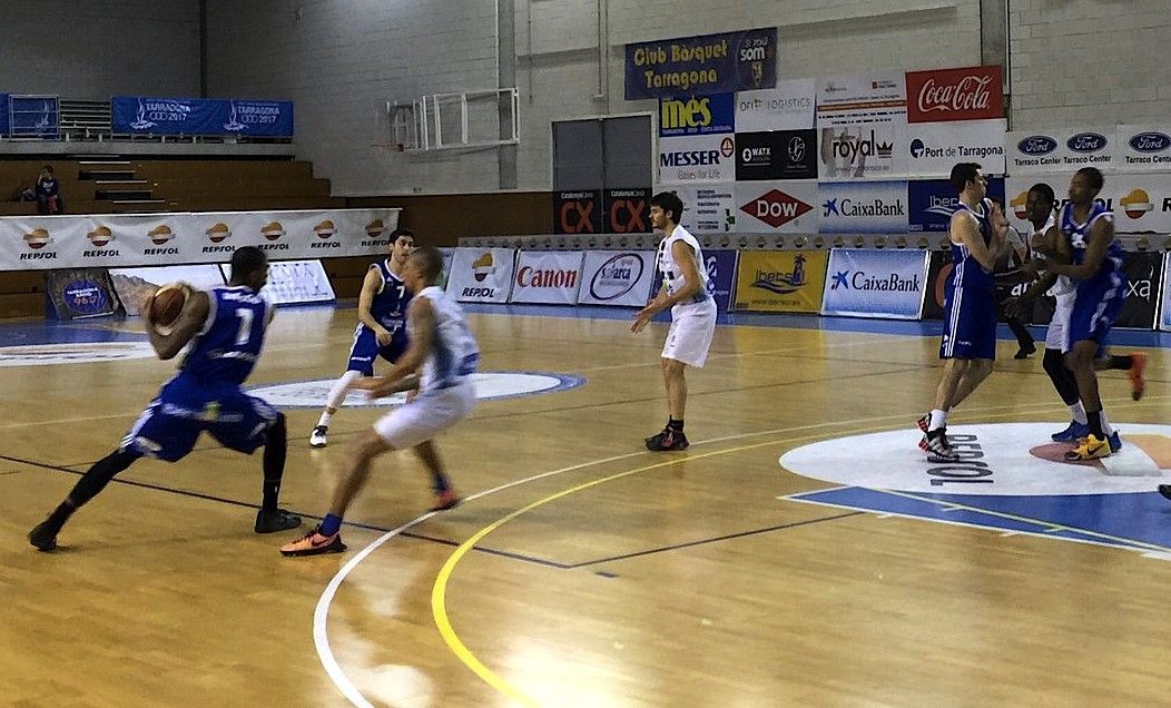 Partido entre Club Basquet Tarragona y Peixe Galego