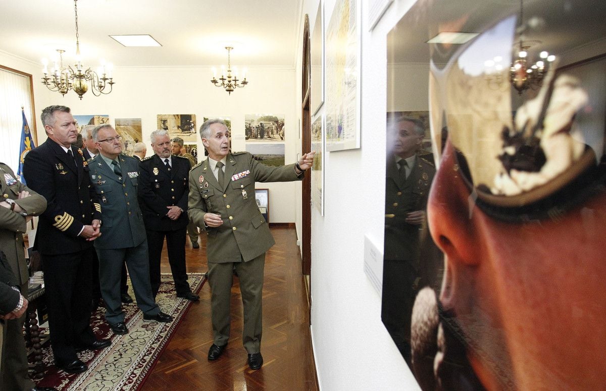 Inauguración de la exposición 'Misión: Afganistán' en la Subdelegación de Defensa