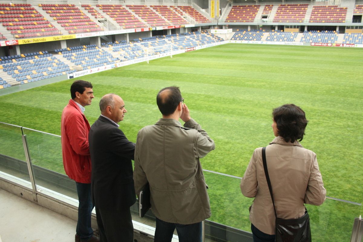 Agustín Fernández visita Pasarón acompañado de técnicos municipales