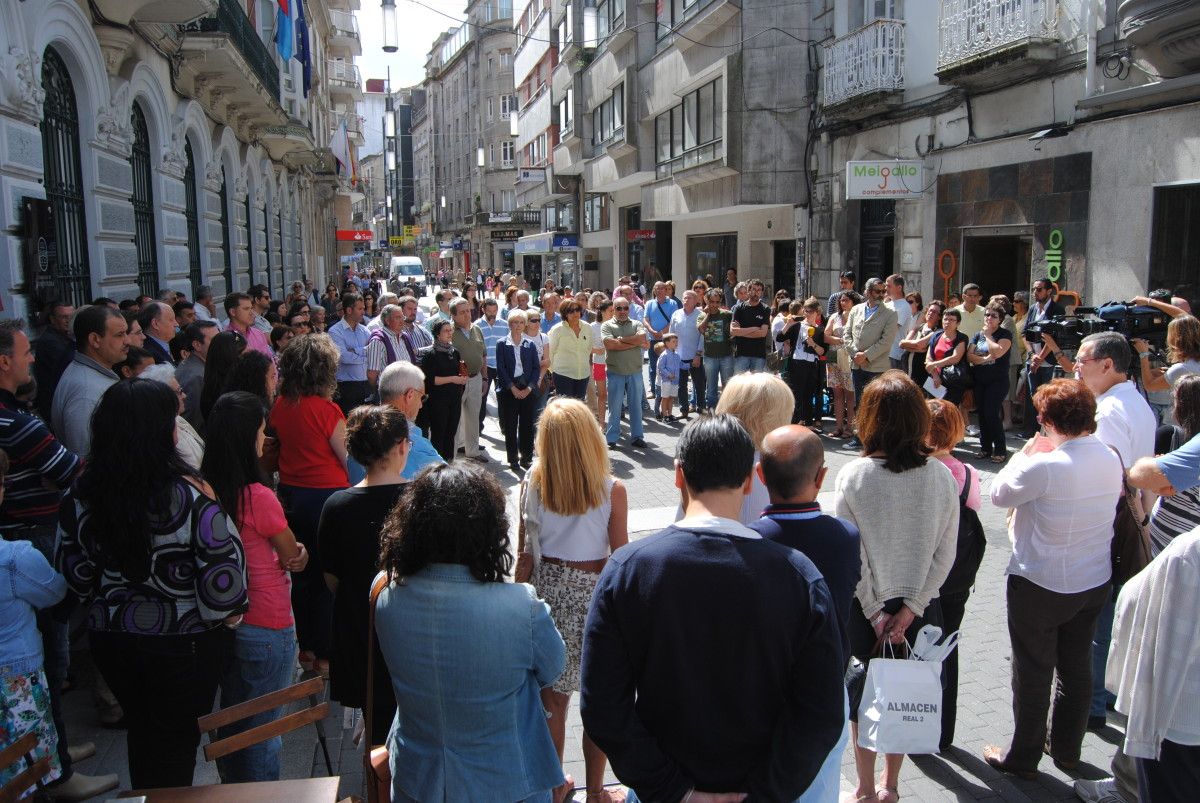 Concentración ante el Concello de Pontevedra