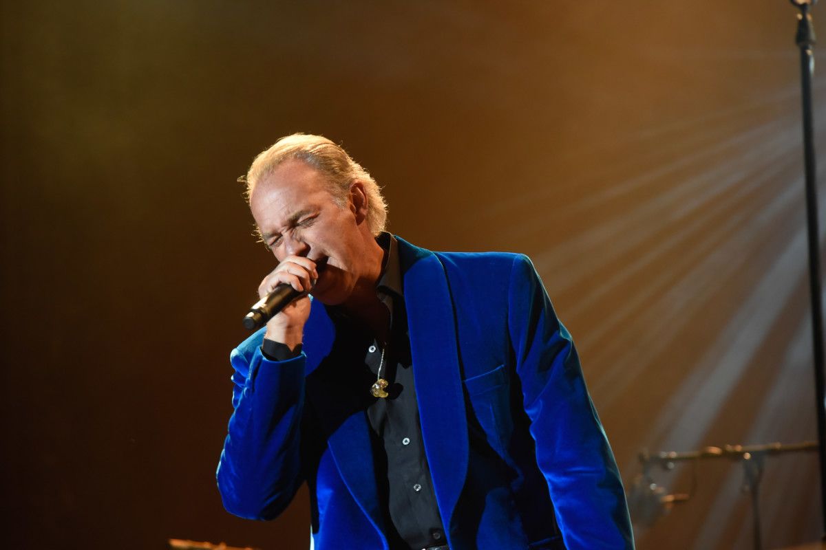 Concierto de Bertín Osborne en la plaza de España