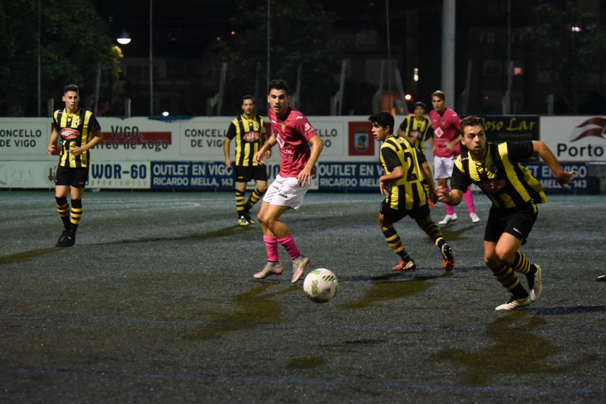 Partido de Copa Federación entre Rápido de Bouzas y Pontevedra en el Baltasar Pujales en la temporada 2016-2017