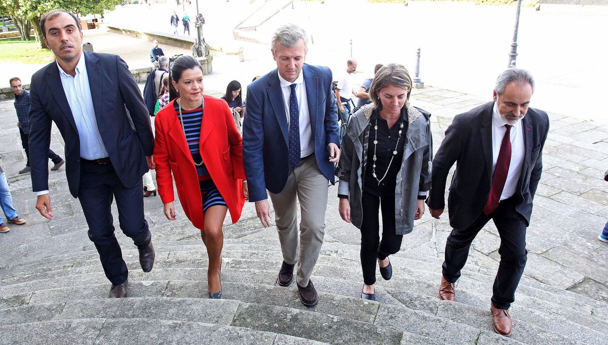 Encuentro de Alfonso Rueda con diputados del PP en la Deputación Provincial