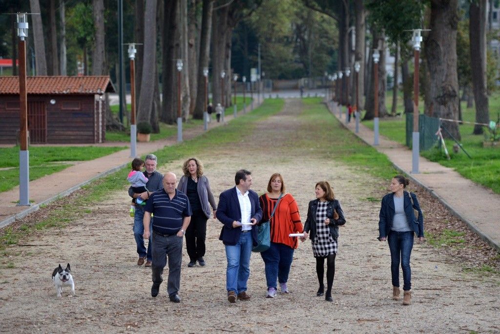 Presentación de los actos del décimo aniversario de la escuela pública en Monte Porreiro