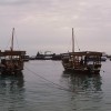 Barcos no porto de Stone Town