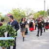 Ofrenda floral en honor a Domingo Fontán en Portas