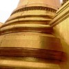 Estupa dourada que contén as reliquias de Buda