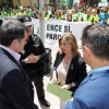 Los trabajadores de Ence se concentraron a las puertas de la comida-mitin del PSOE y se reunieron con la ministra de Trabajo